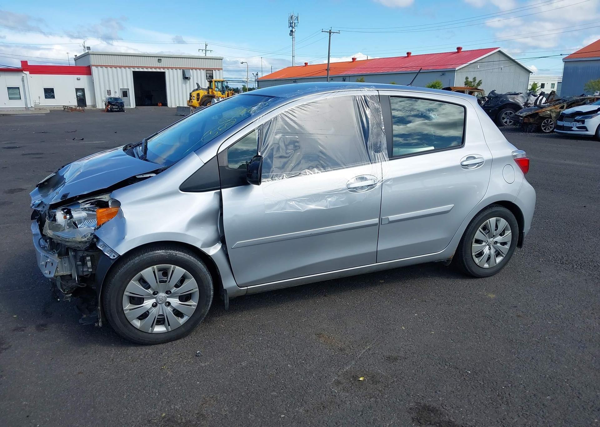 2013 TOYOTA YARIS