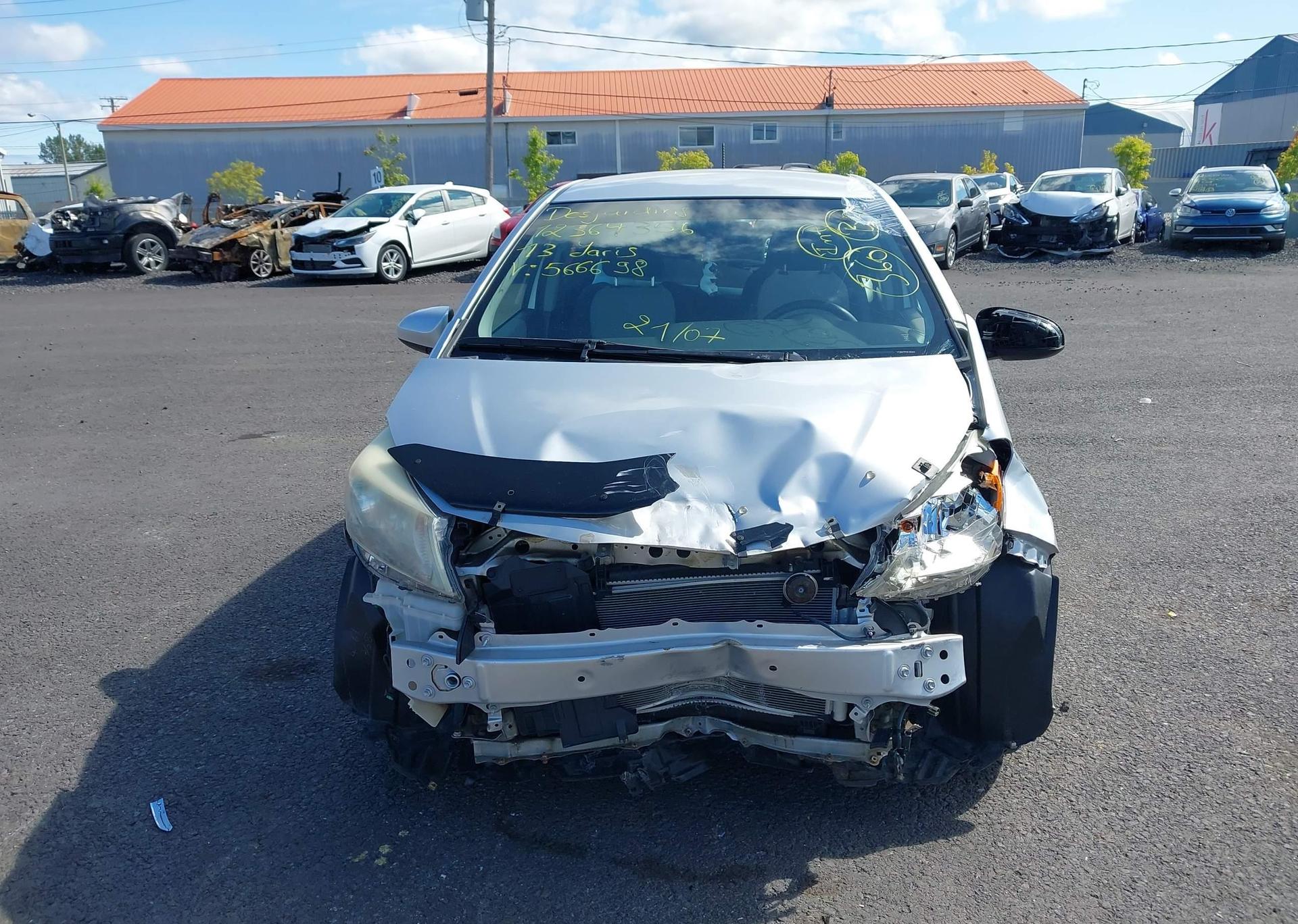 2013 TOYOTA YARIS
