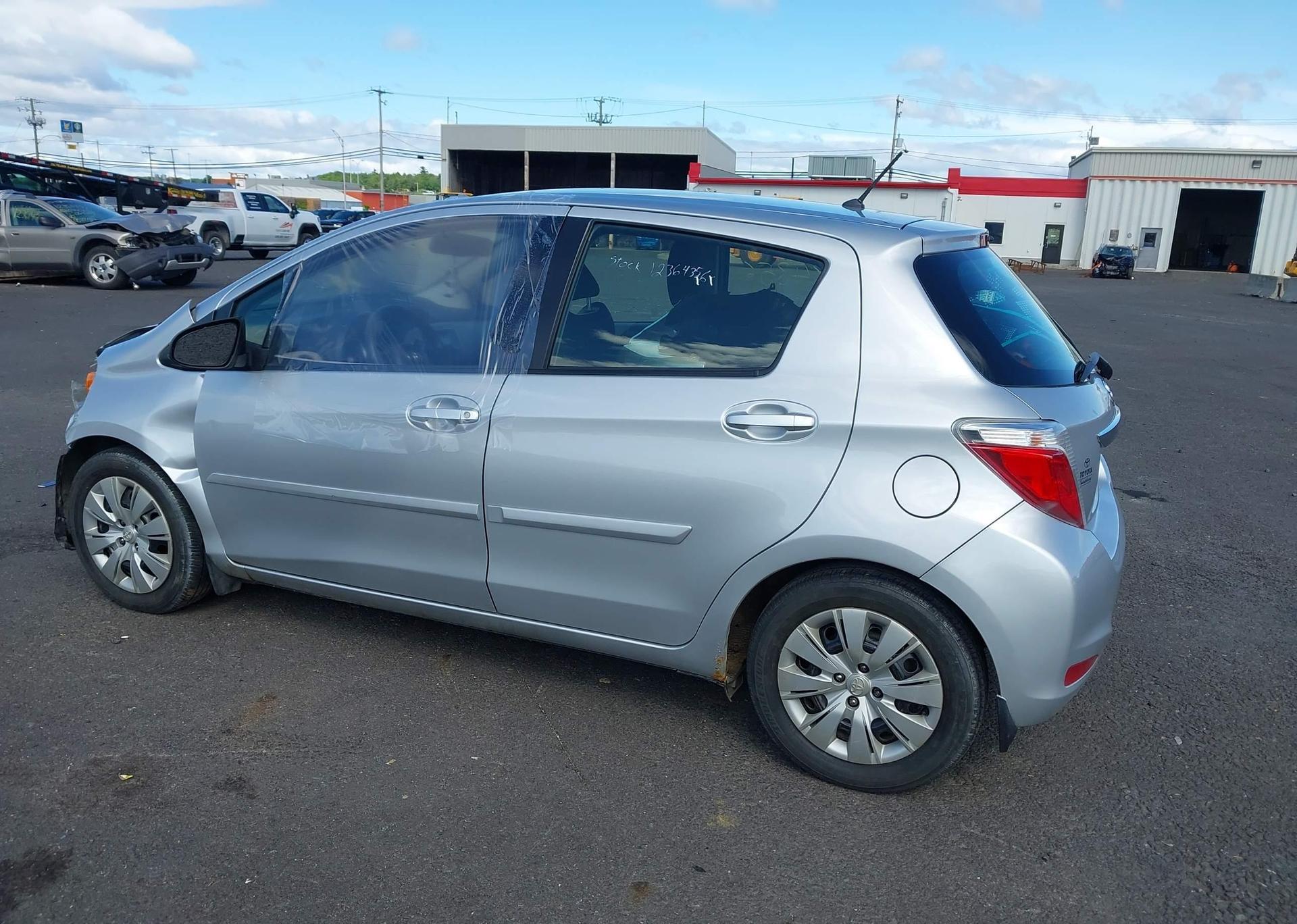 2013 TOYOTA YARIS