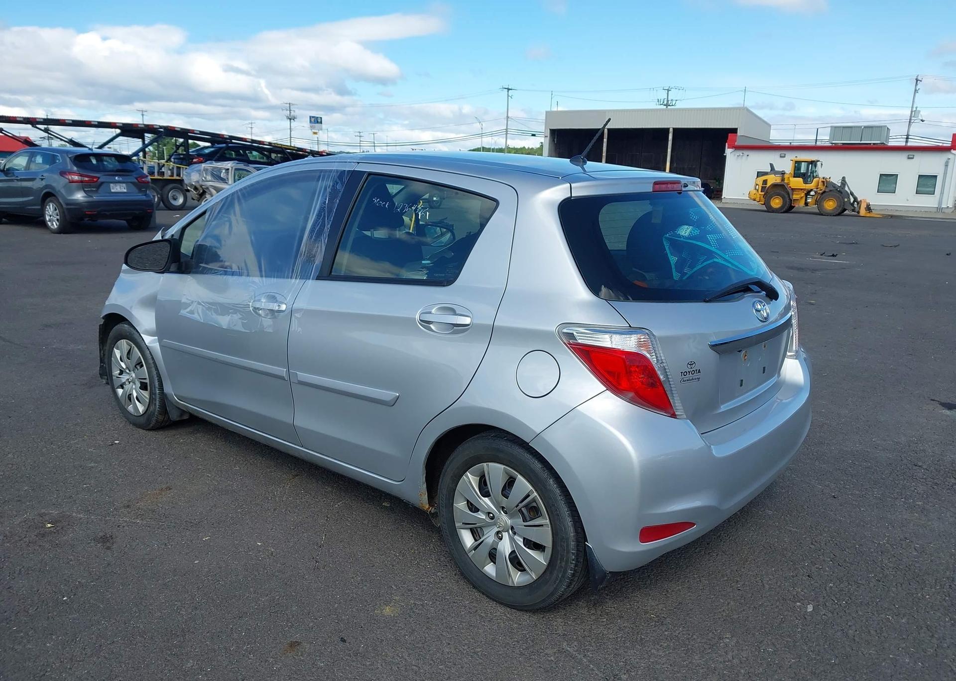 2013 TOYOTA YARIS