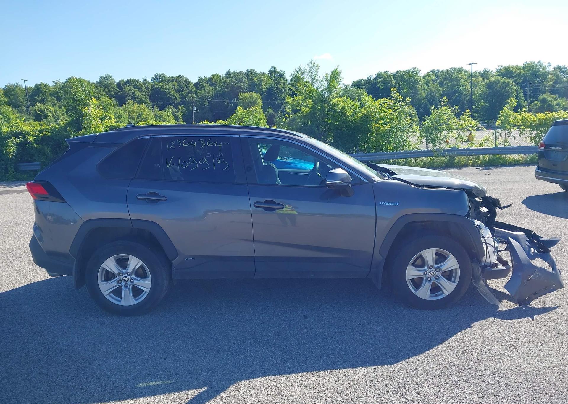 2021 TOYOTA RAV4 HYBRID LE