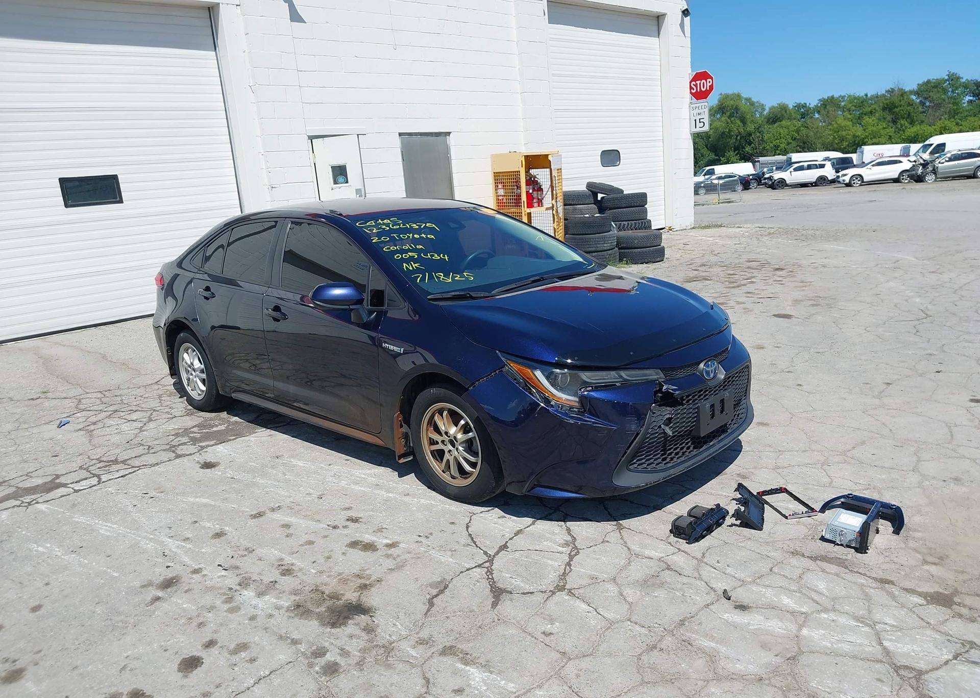 2020 TOYOTA COROLLA LE