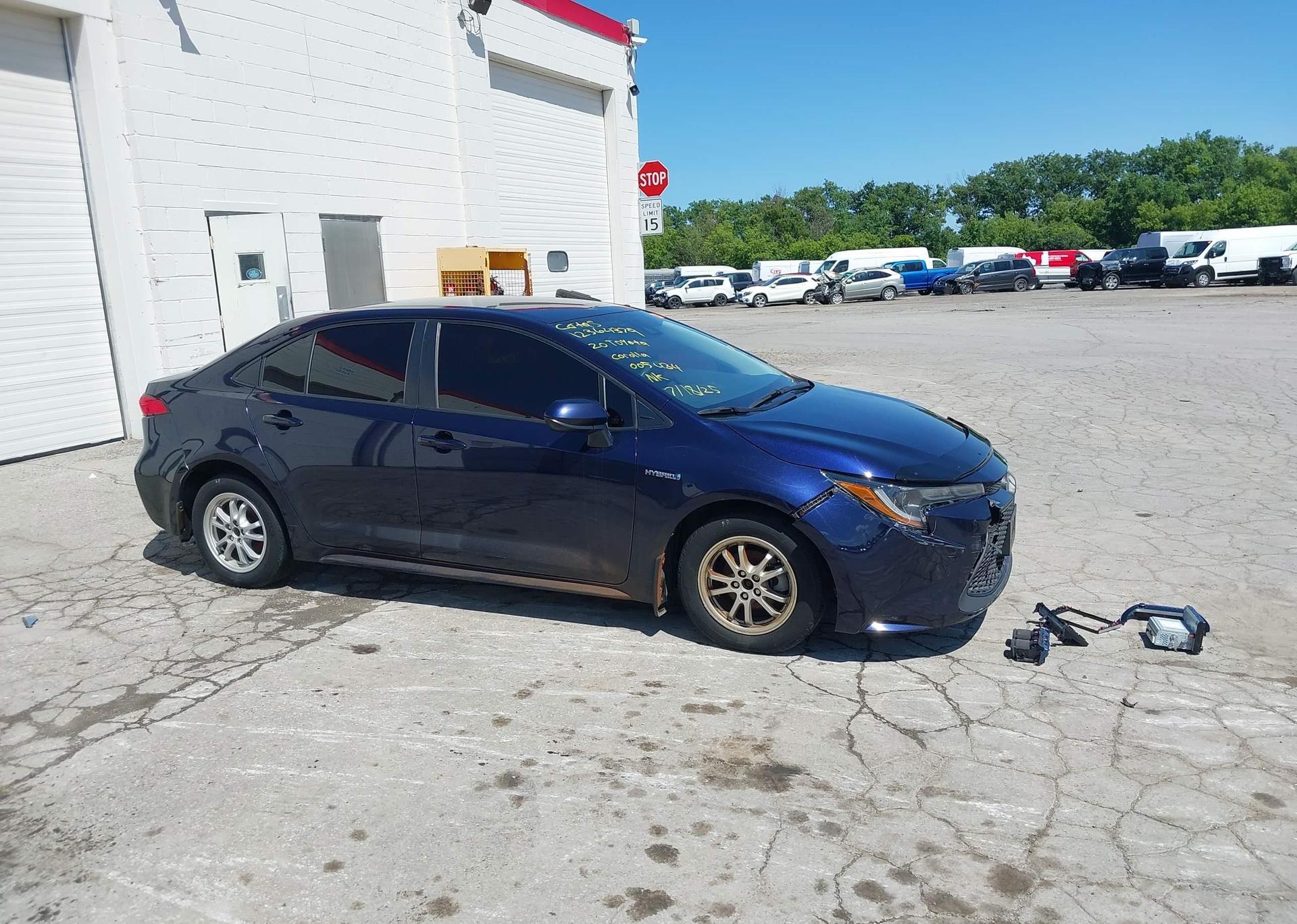 2020 TOYOTA COROLLA LE