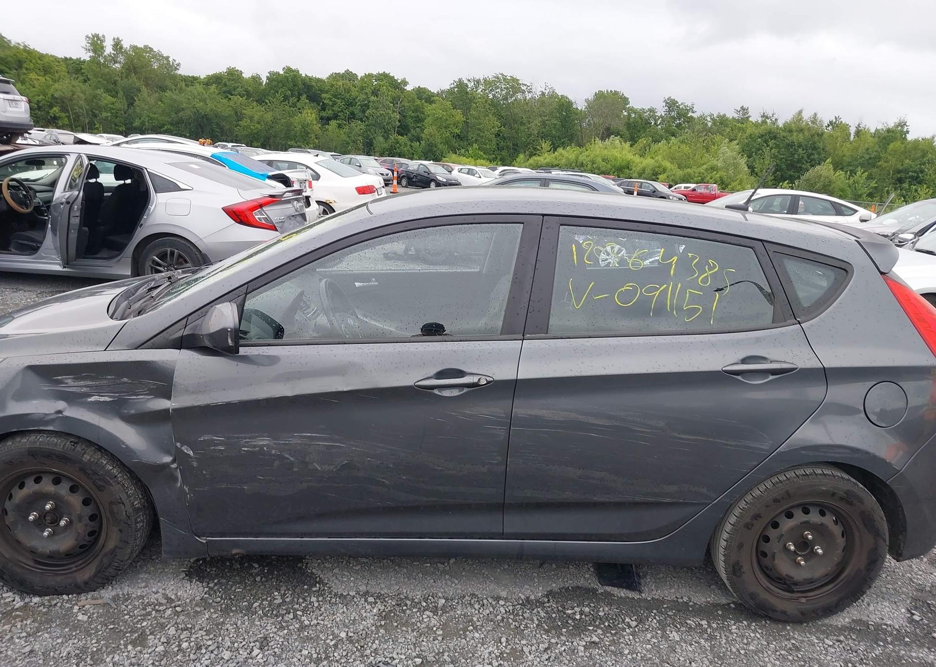 2013 HYUNDAI ACCENT