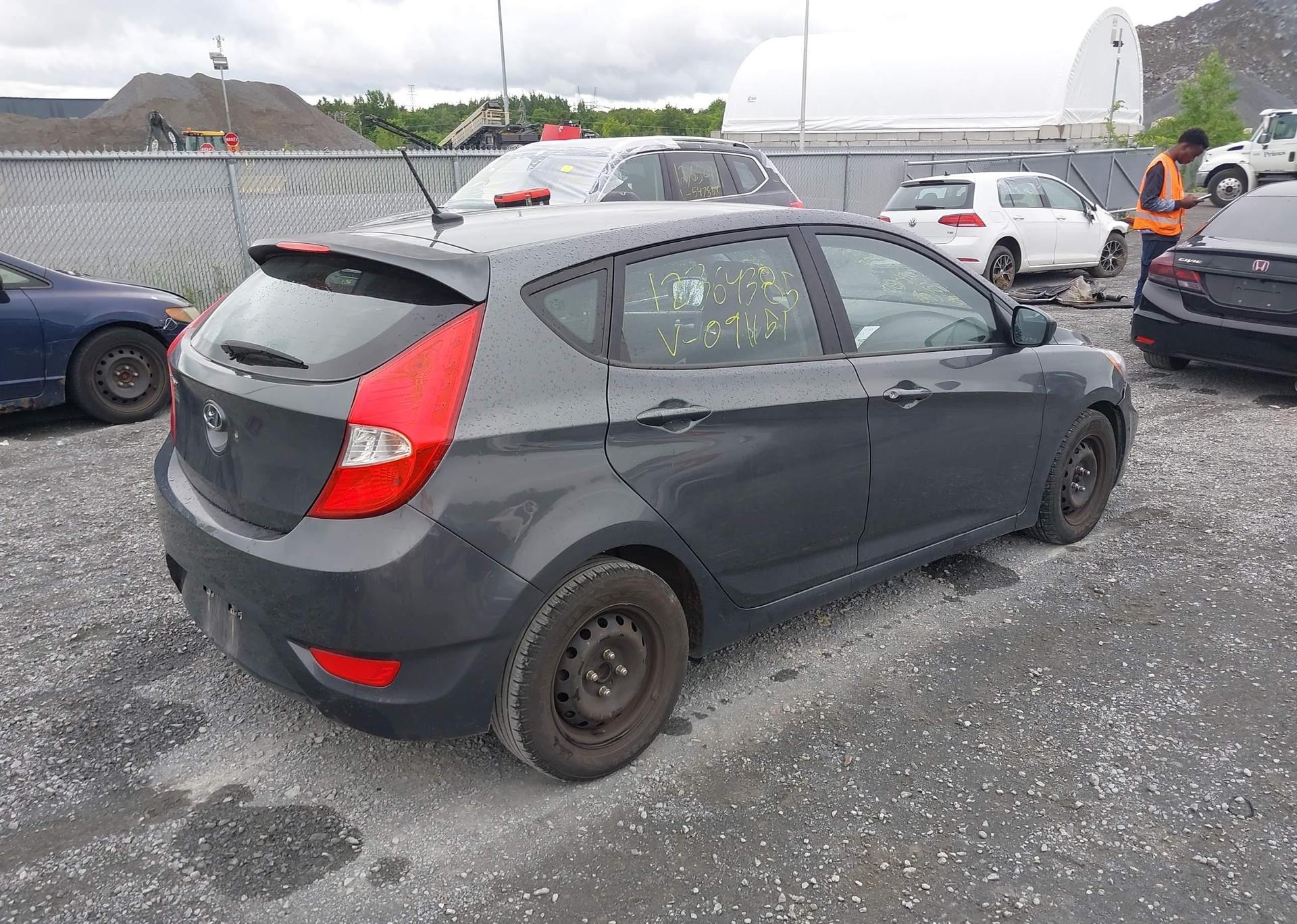 2013 HYUNDAI ACCENT
