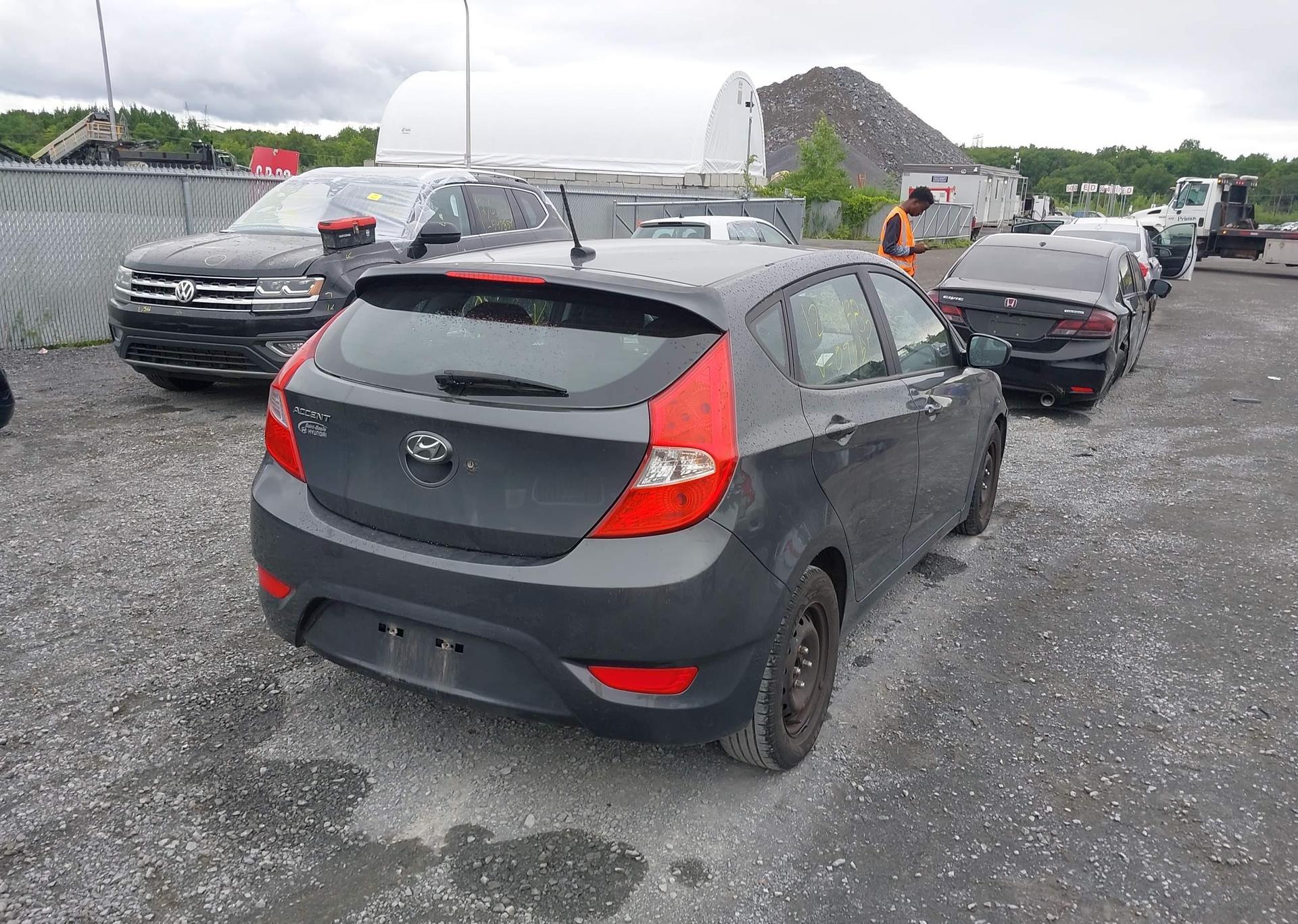 2013 HYUNDAI ACCENT