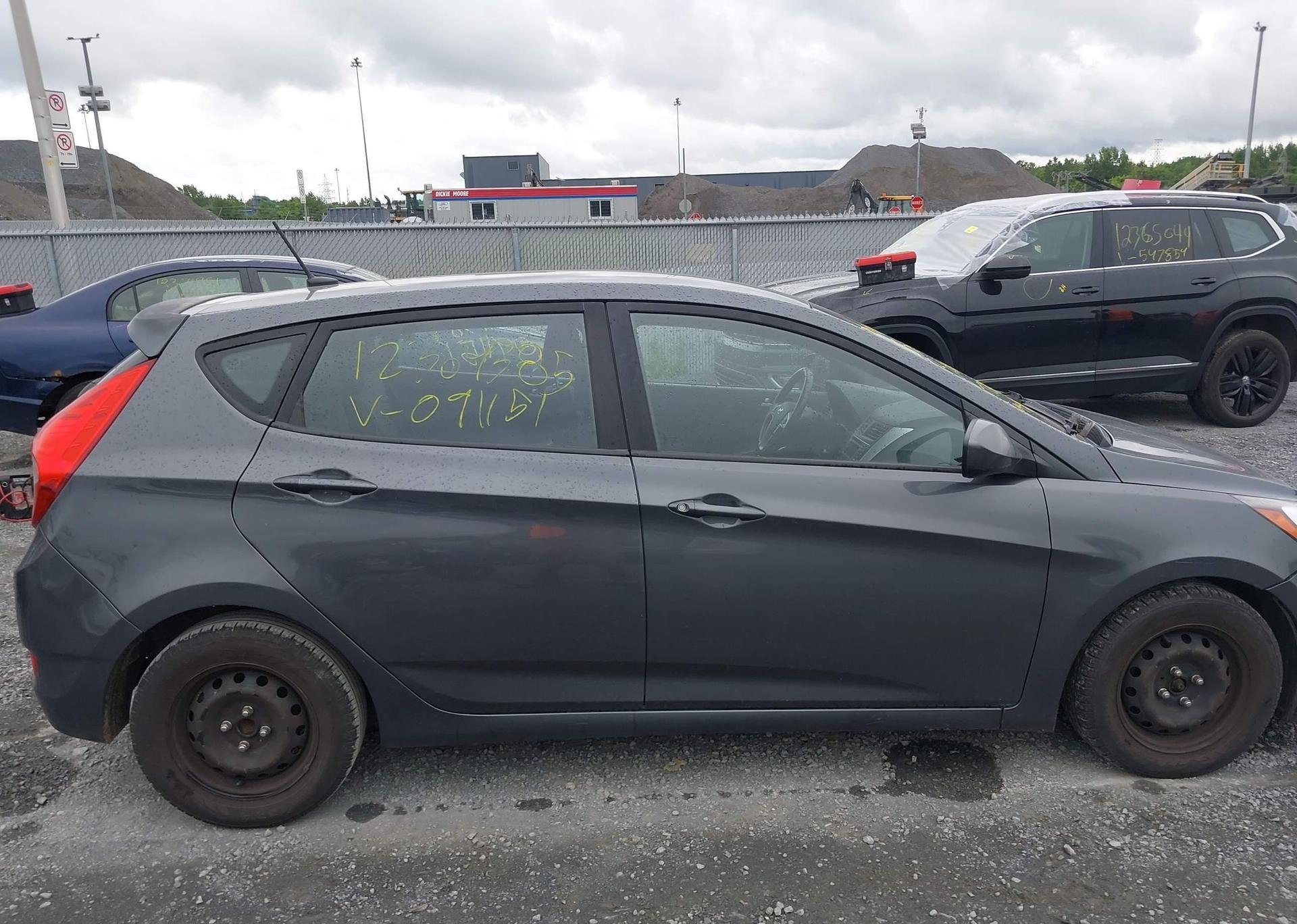 2013 HYUNDAI ACCENT