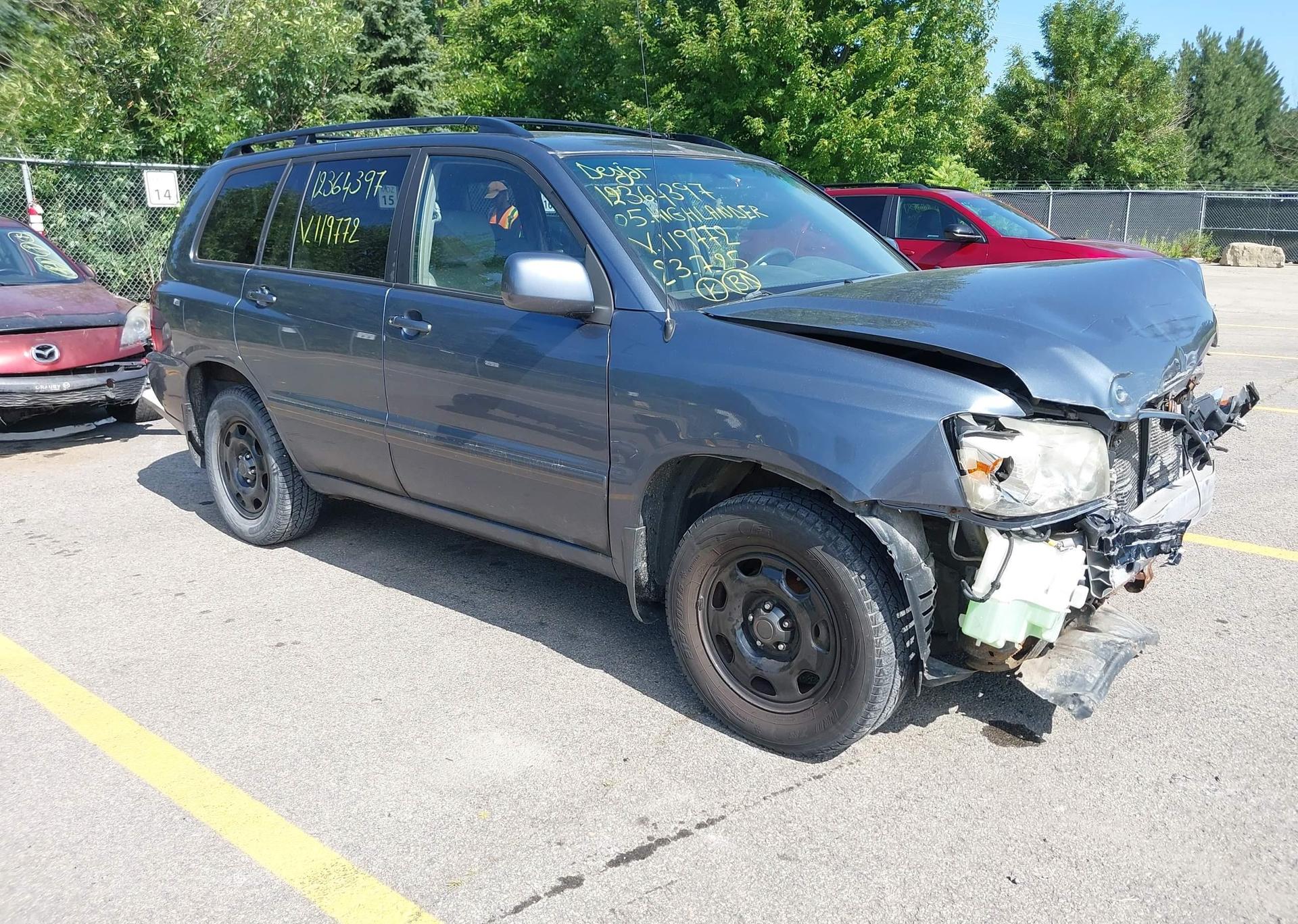 2005 TOYOTA HIGHLANDER LIMITED