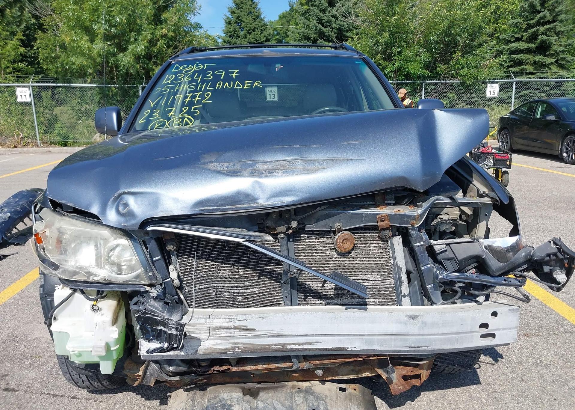2005 TOYOTA HIGHLANDER LIMITED