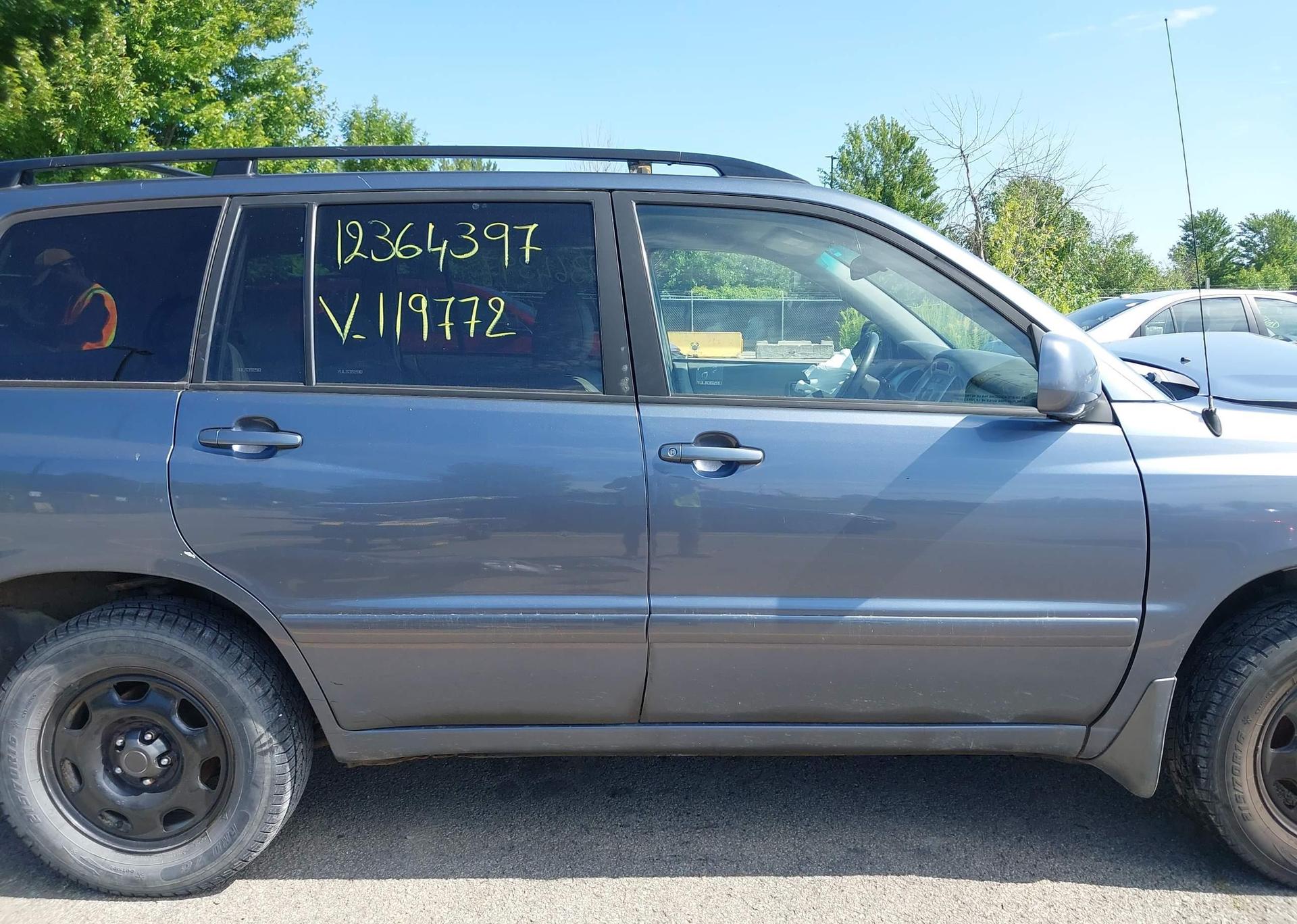 2005 TOYOTA HIGHLANDER LIMITED