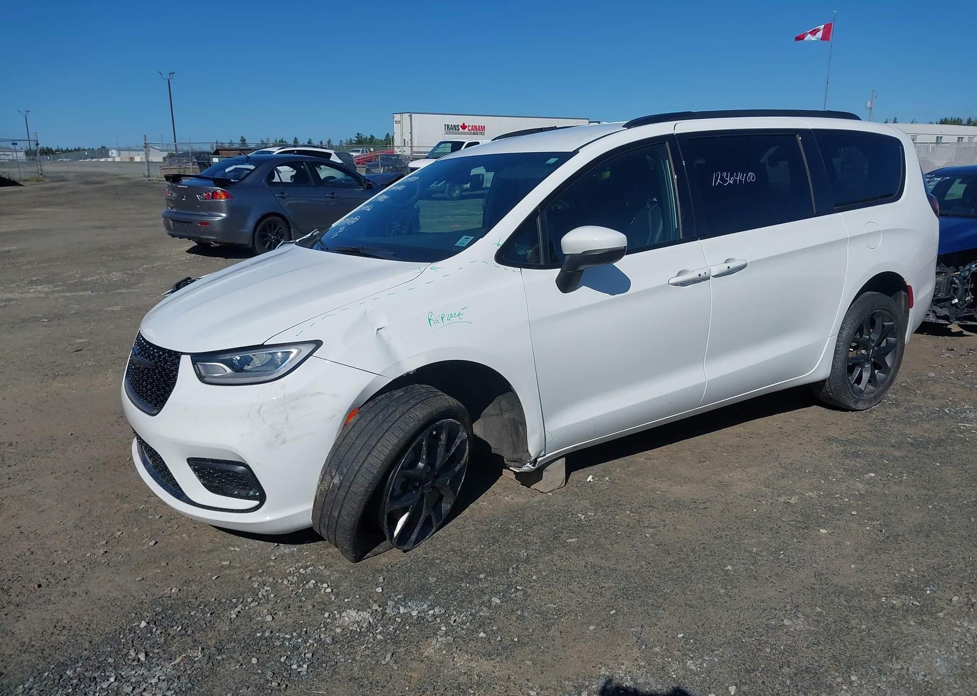 2023 CHRYSLER PACIFICA TOURING L AWD