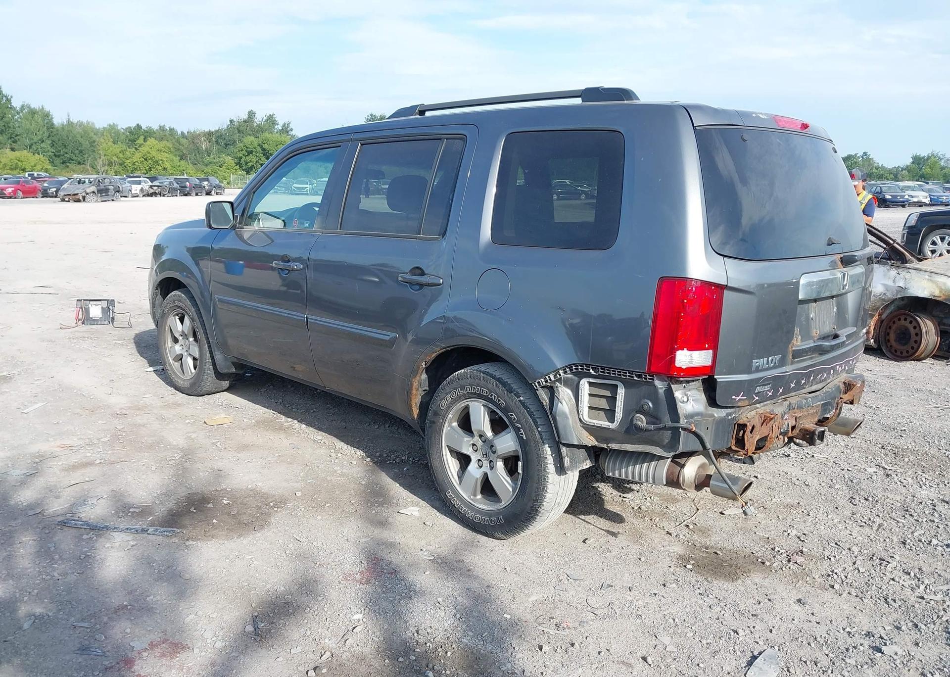 2011 HONDA PILOT EX