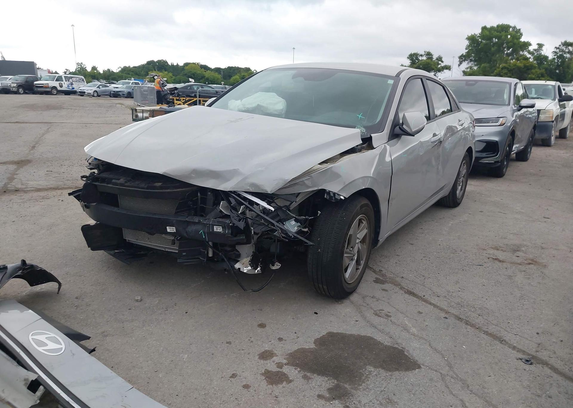 2024 HYUNDAI ELANTRA ESSENTIAL