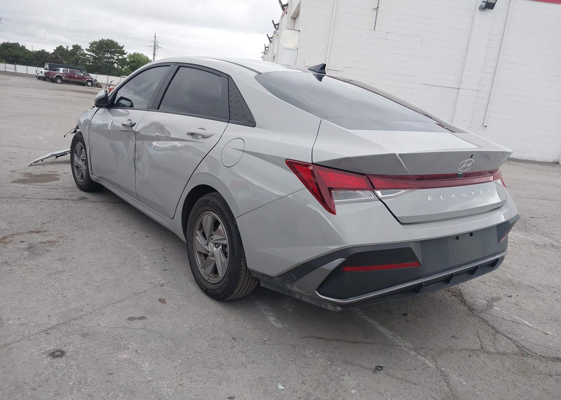 2024 HYUNDAI ELANTRA ESSENTIAL