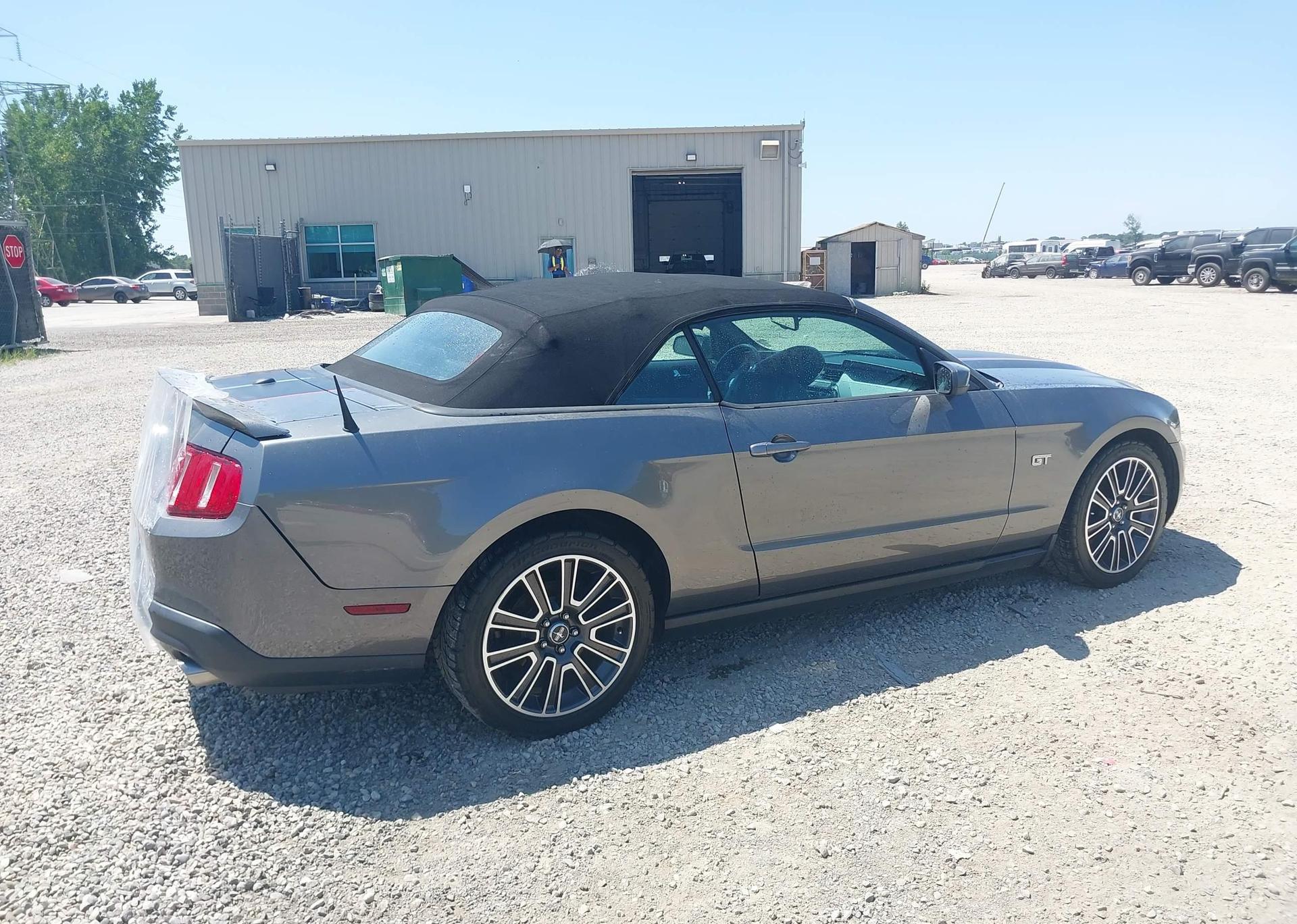 2010 FORD MUSTANG GT