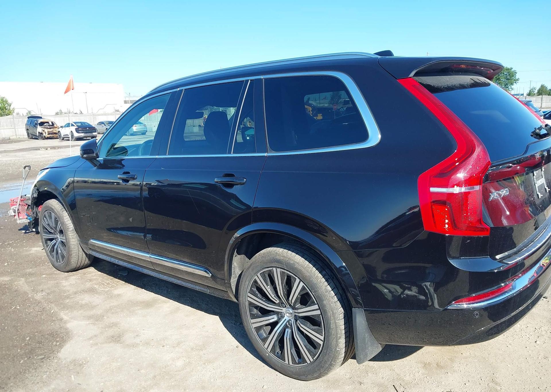 2024 VOLVO XC90 CORE