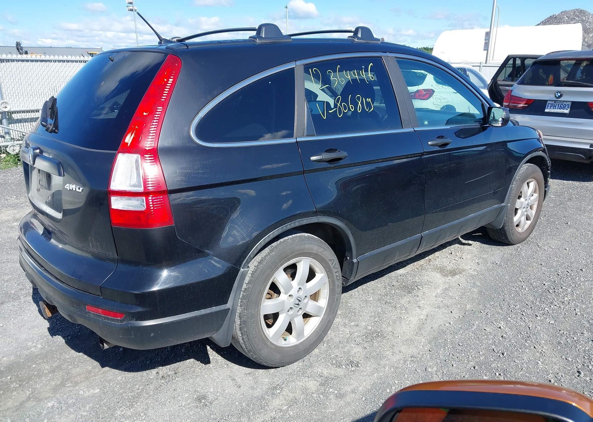2011 HONDA CR-V LX