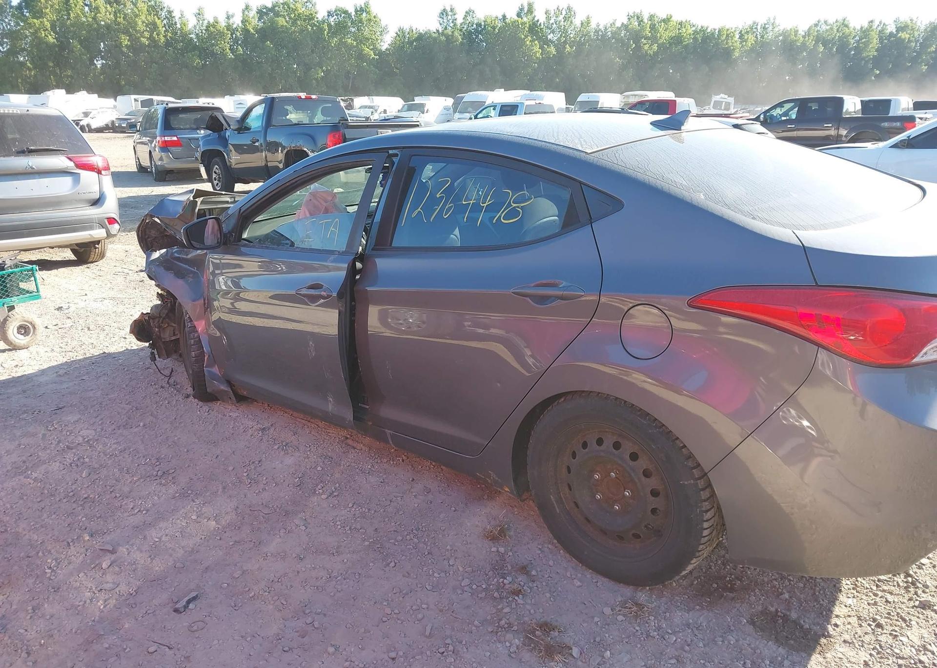 2012 HYUNDAI ELANTRA GLS