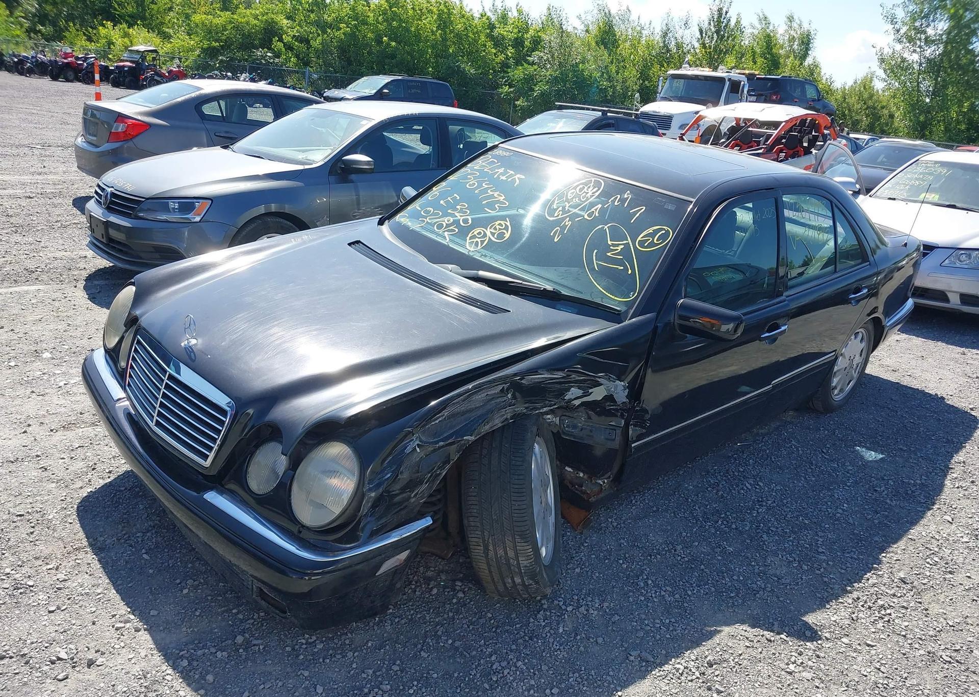 1996 MERCEDES-BENZ E 320