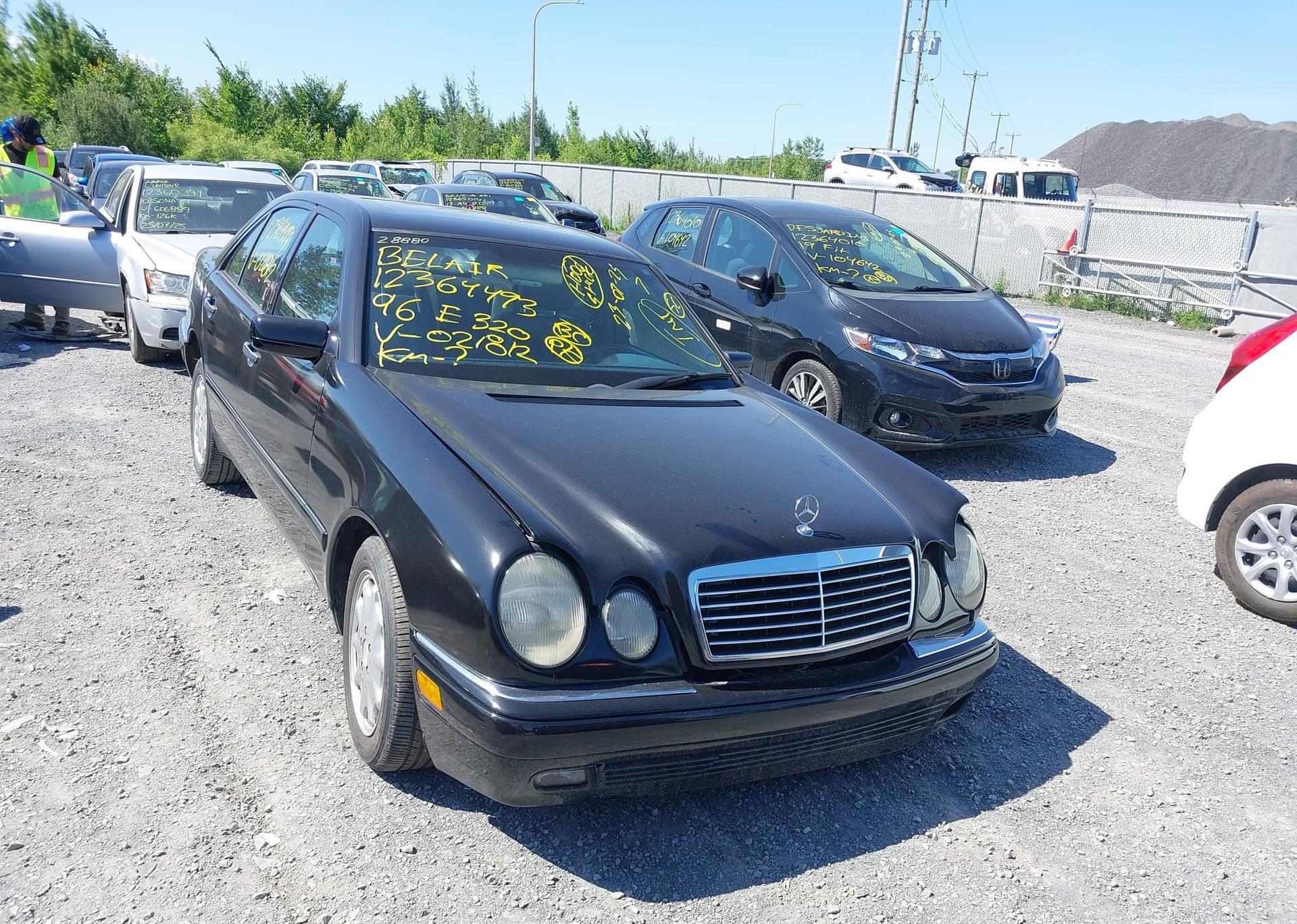 1996 MERCEDES-BENZ E 320