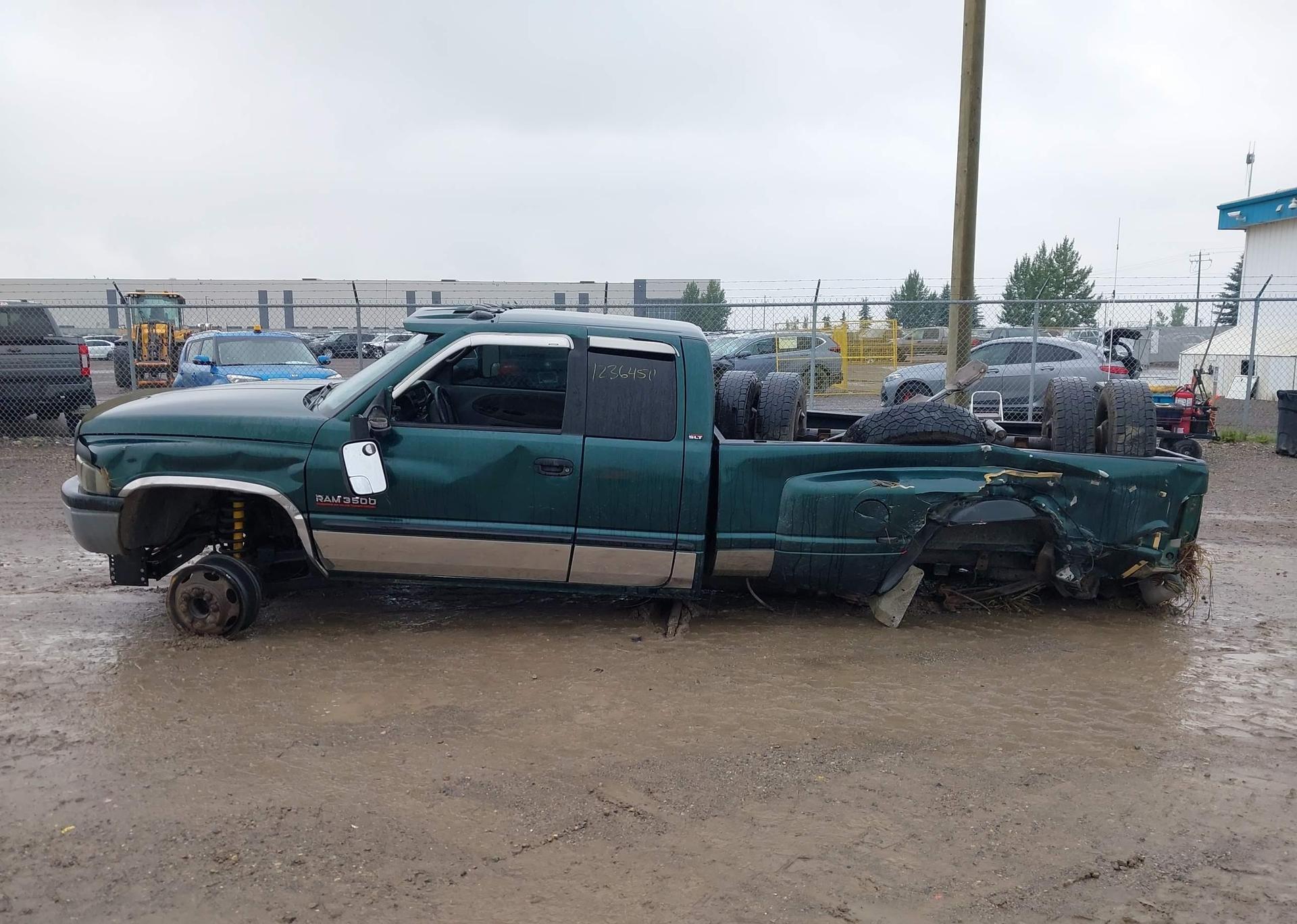 2000 DODGE RAM 3500