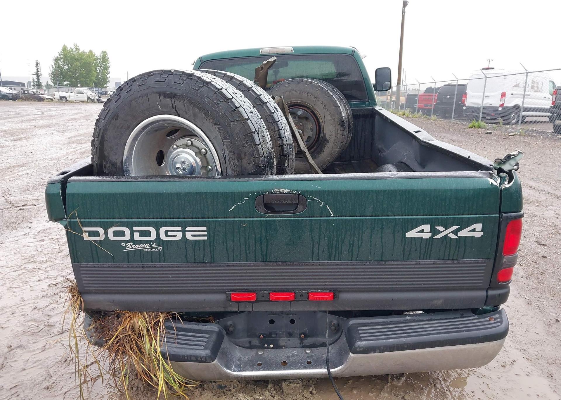 2000 DODGE RAM 3500