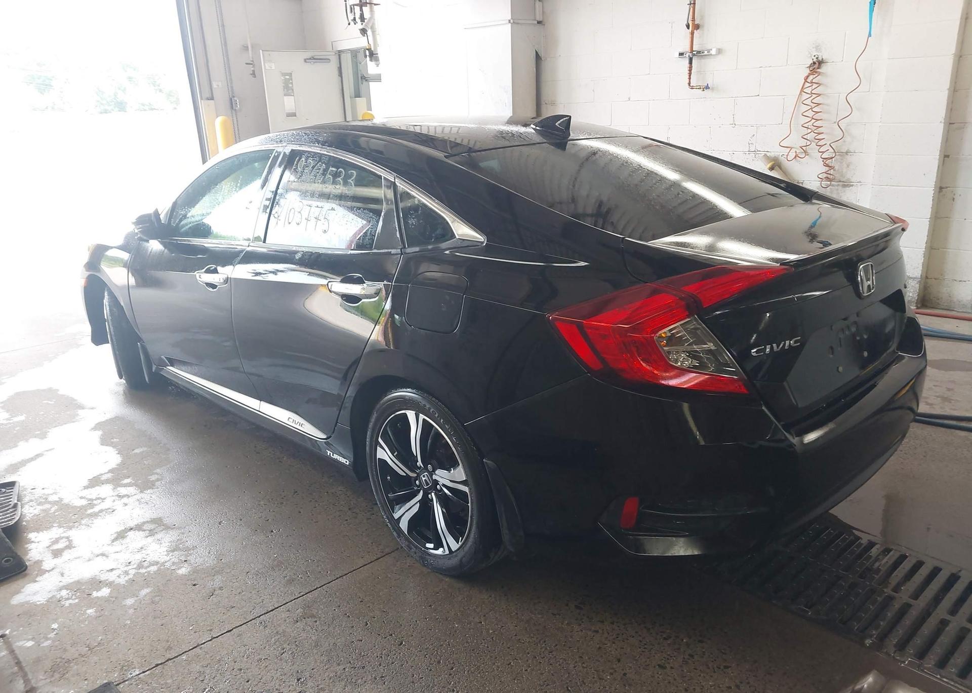 2017 HONDA CIVIC