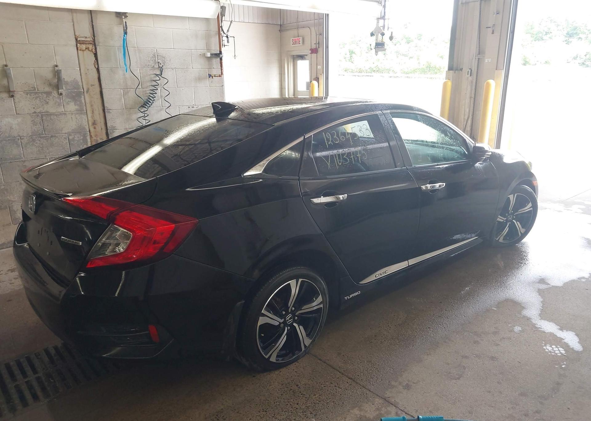 2017 HONDA CIVIC