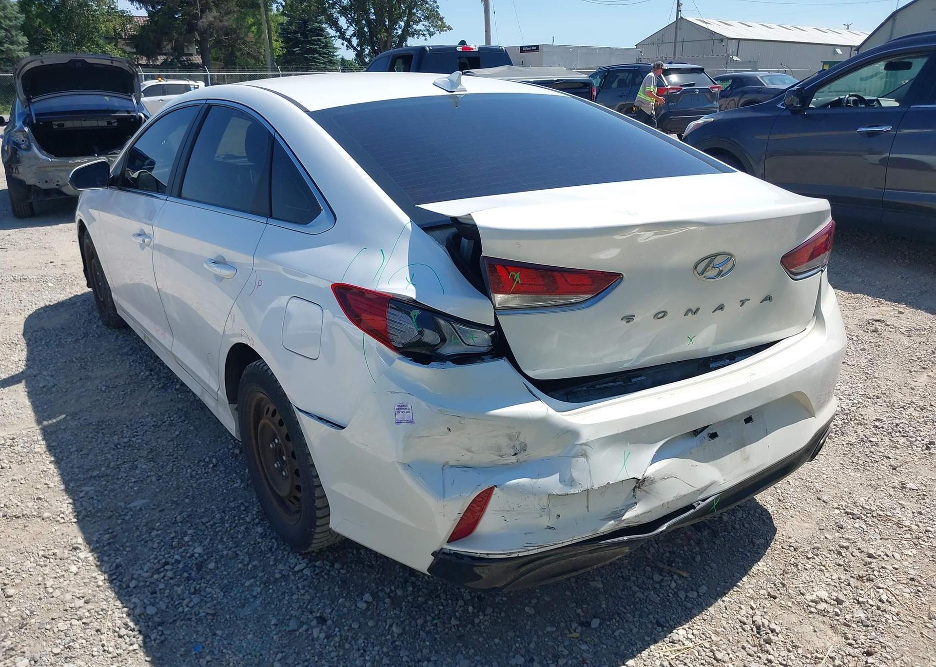 2019 HYUNDAI SONATA SE