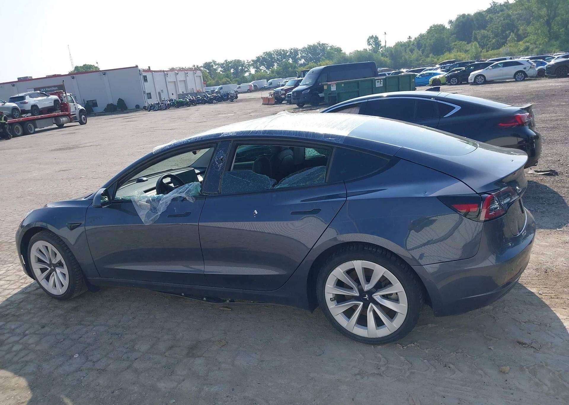2021 TESLA MODEL 3