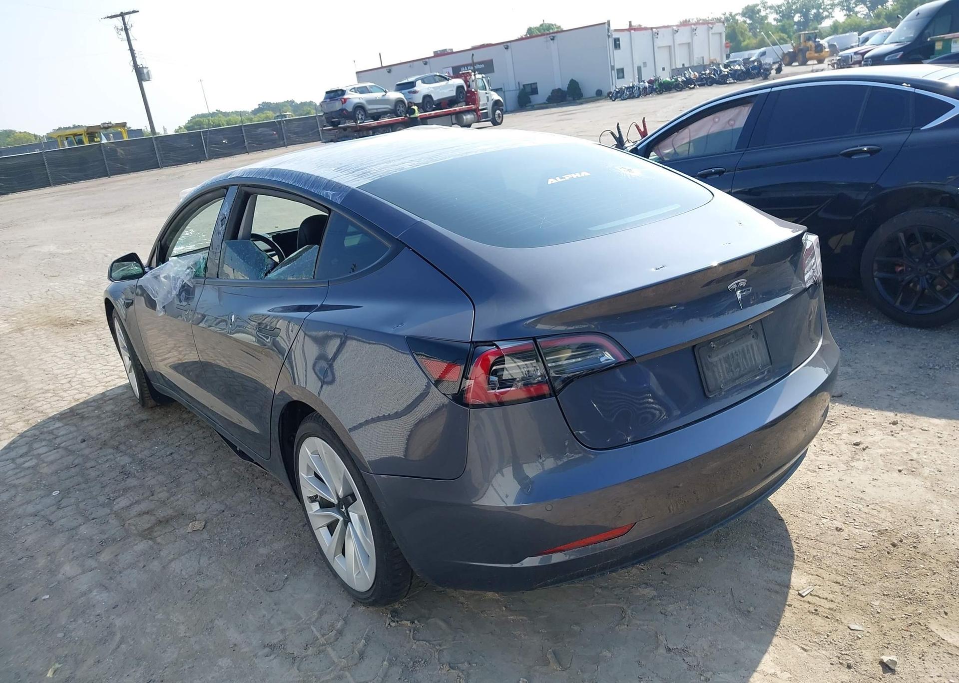 2021 TESLA MODEL 3