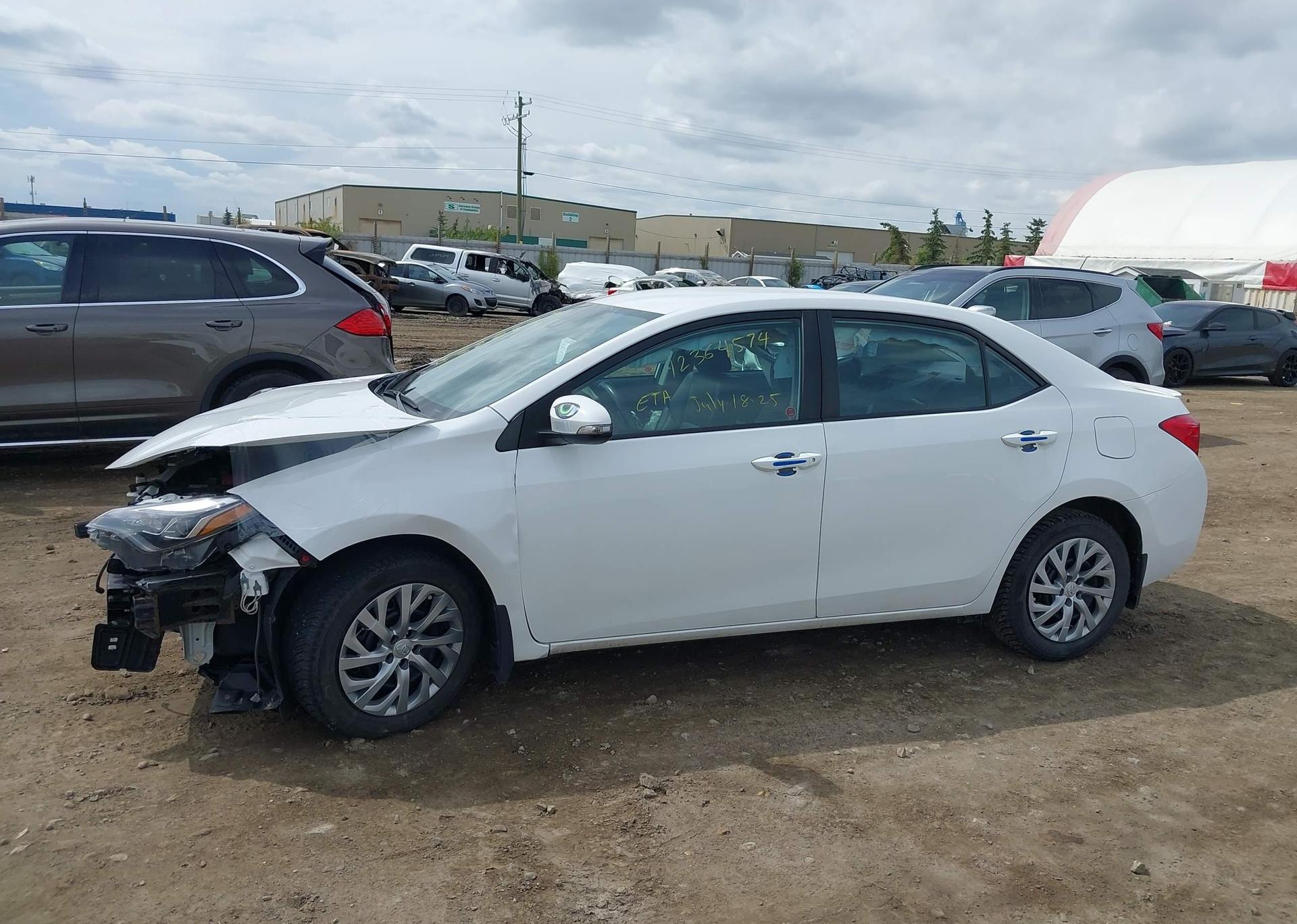 2019 TOYOTA COROLLA SE