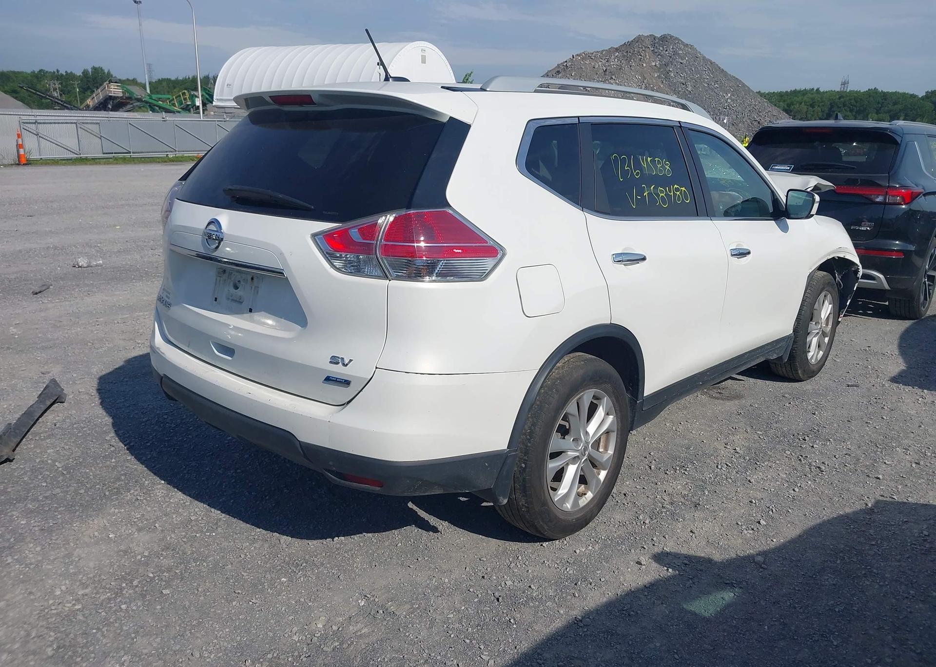 2014 NISSAN ROGUE S