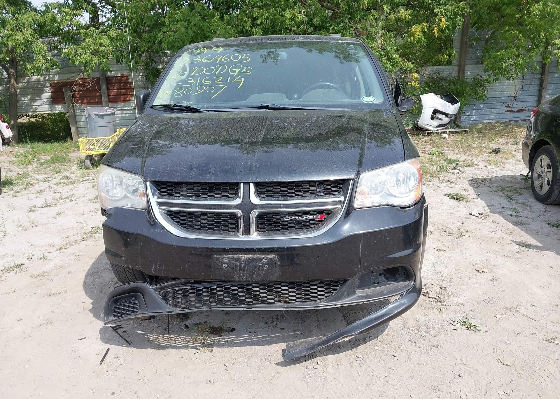 2012 DODGE GRAND CARAVAN SE
