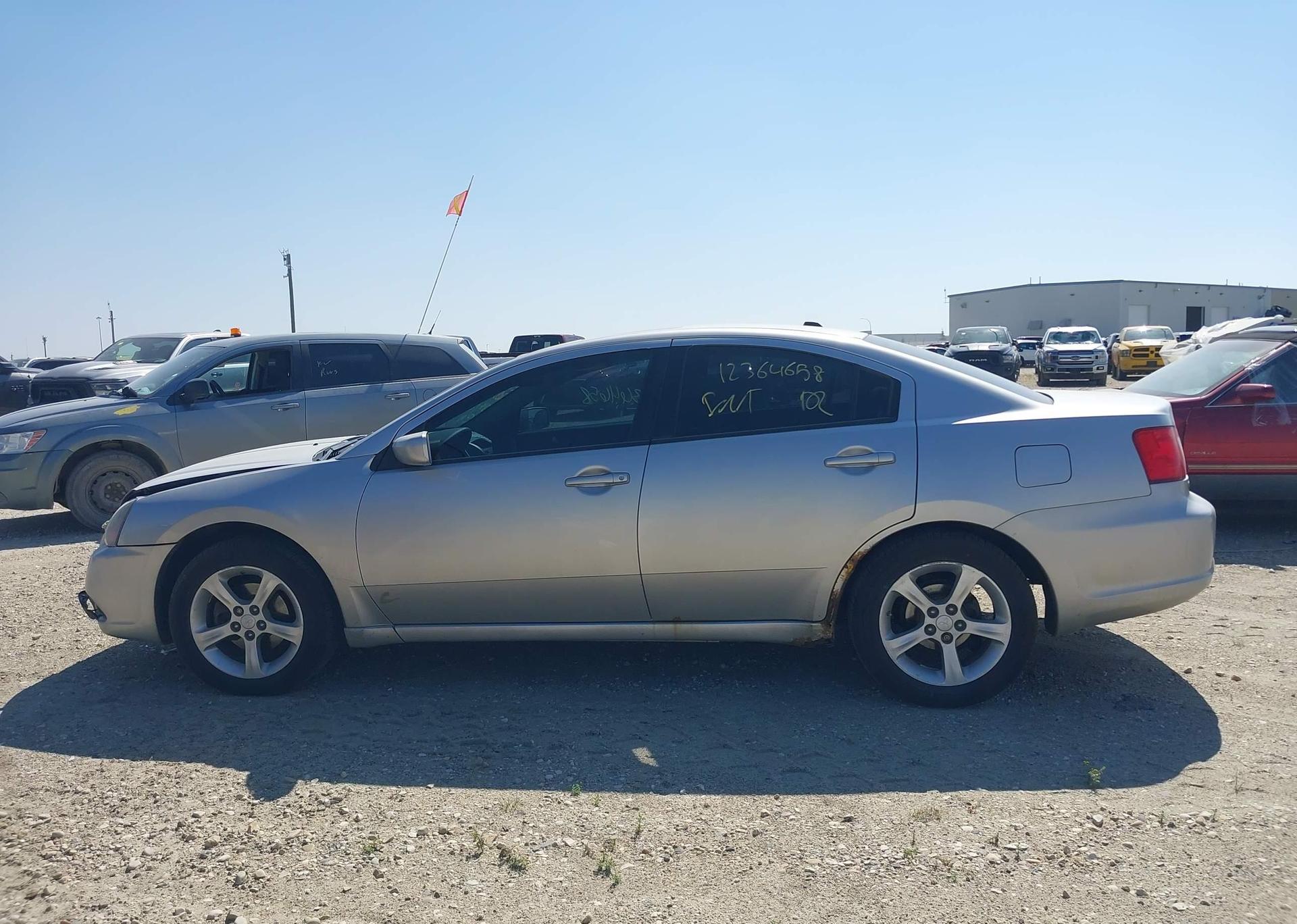 2009 MITSUBISHI GALANT ES
