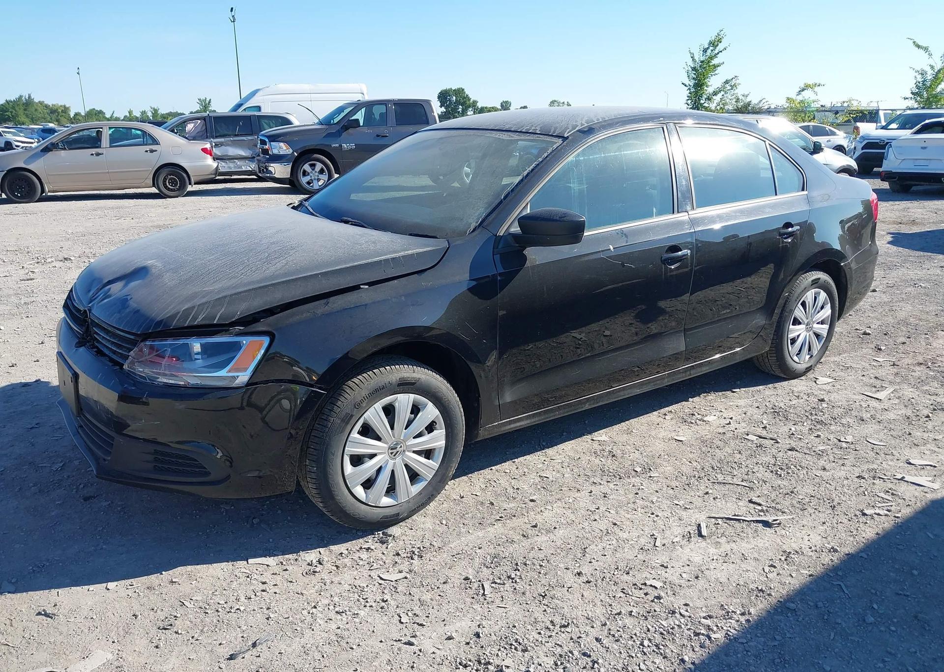 2013 VOLKSWAGEN JETTA 2.0L TRENDLINE