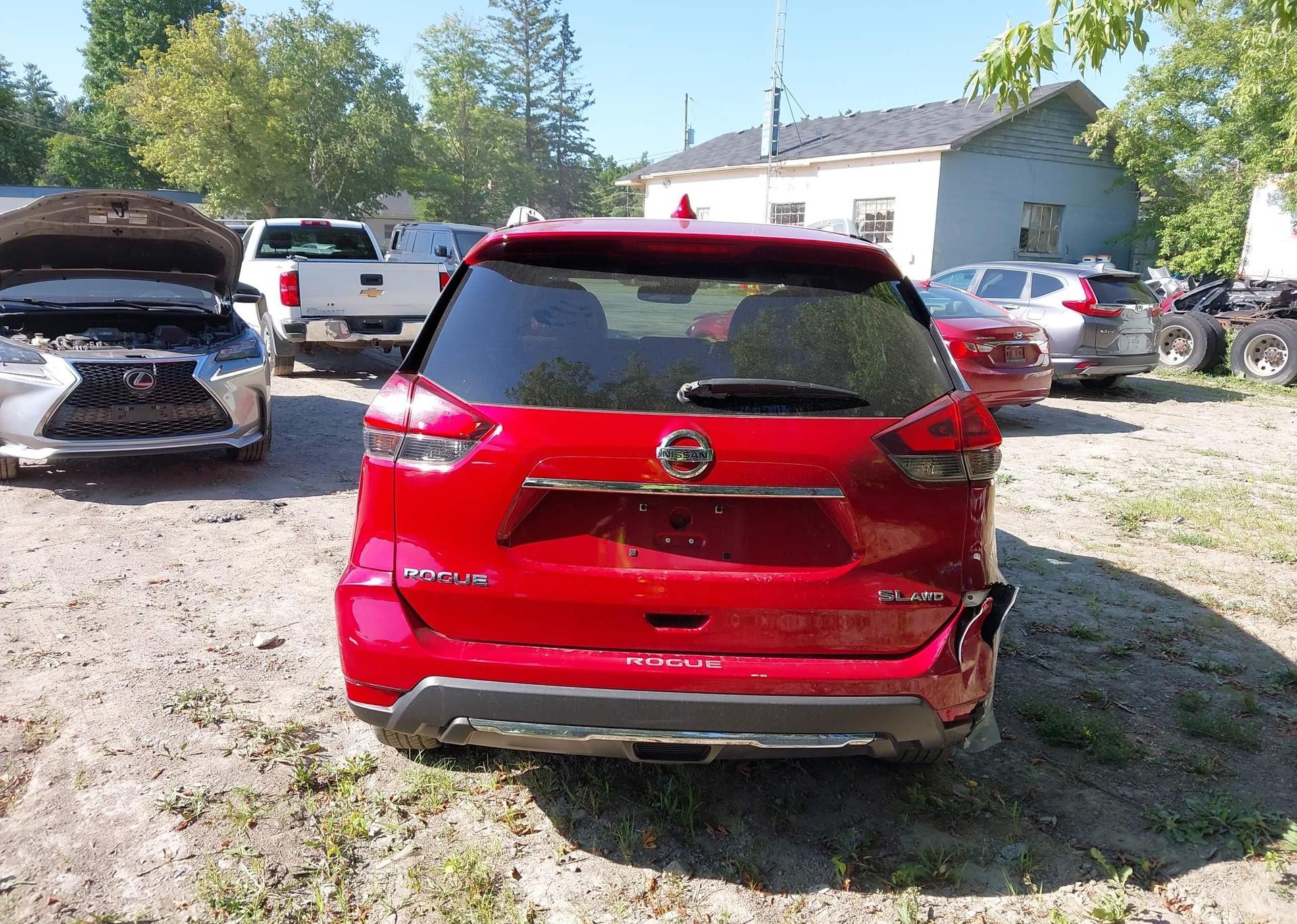 2017 NISSAN ROGUE S