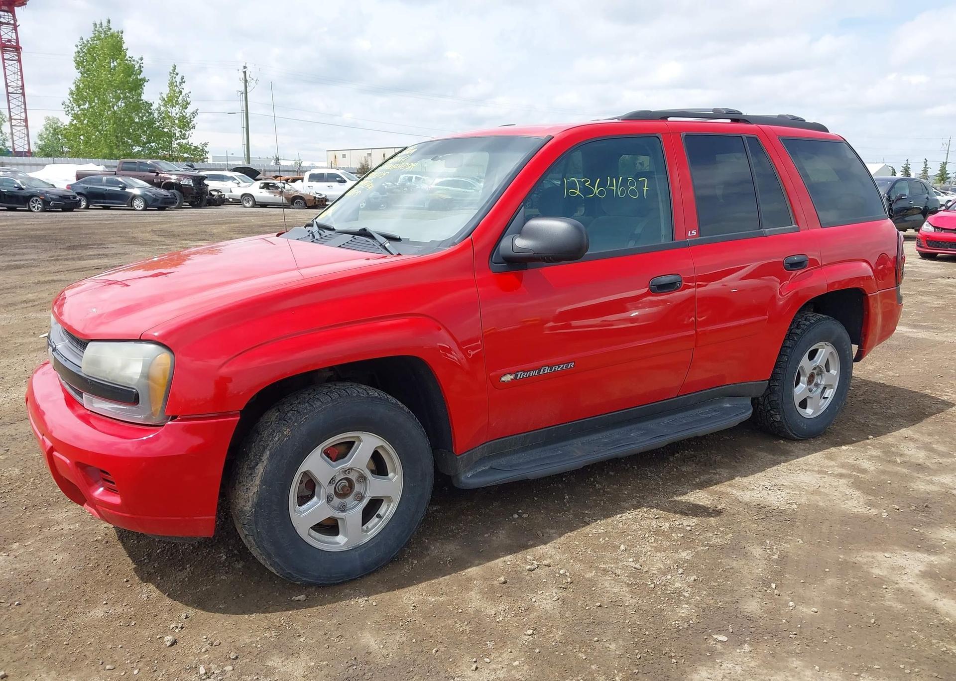 2002 CHEVROLET TRAILBLAZER LS