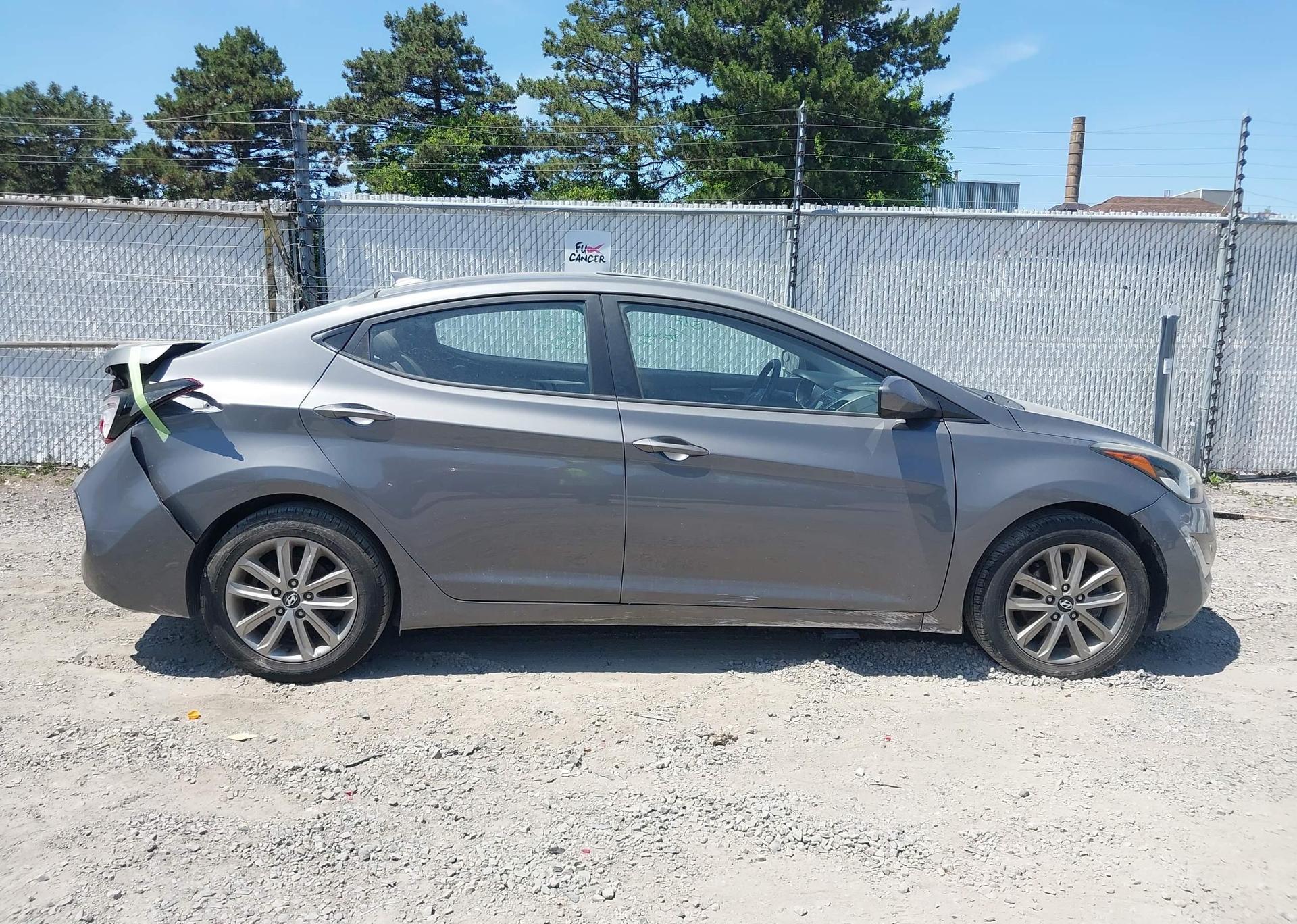 2014 HYUNDAI ELANTRA SE