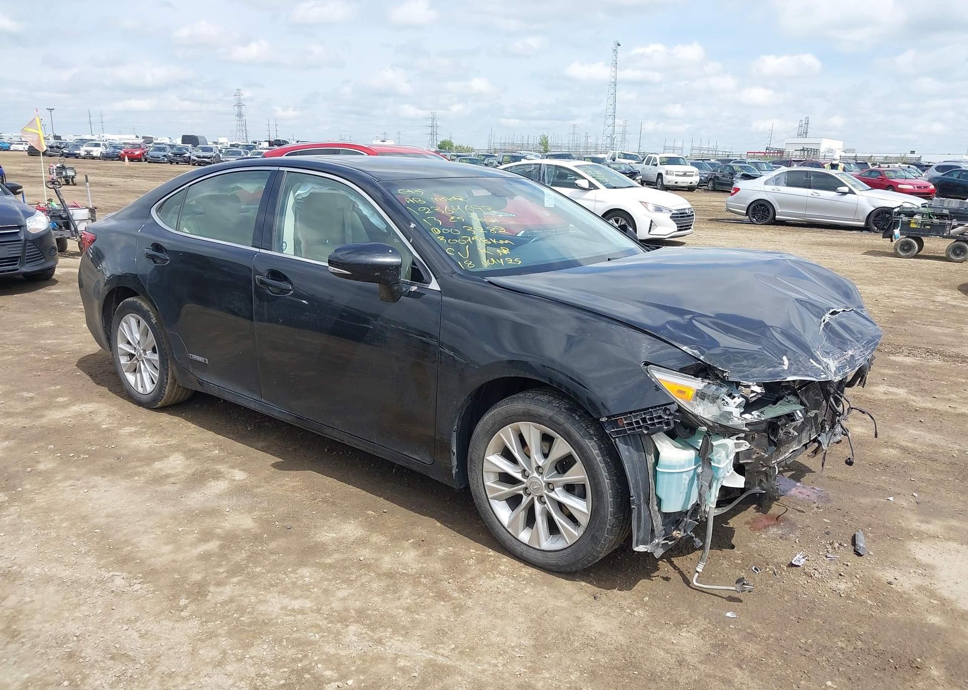 2013 LEXUS ES 300H