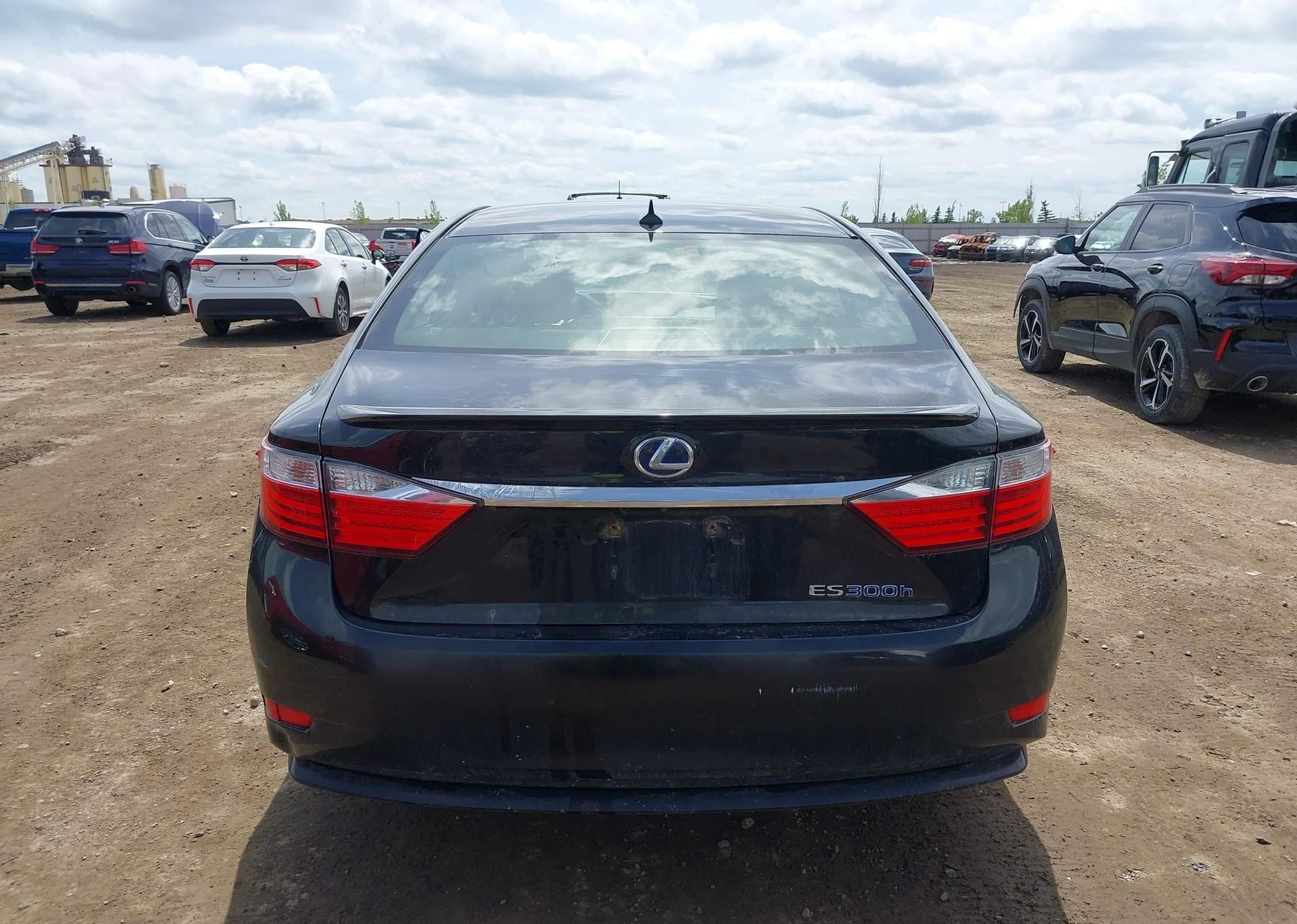 2013 LEXUS ES 300H
