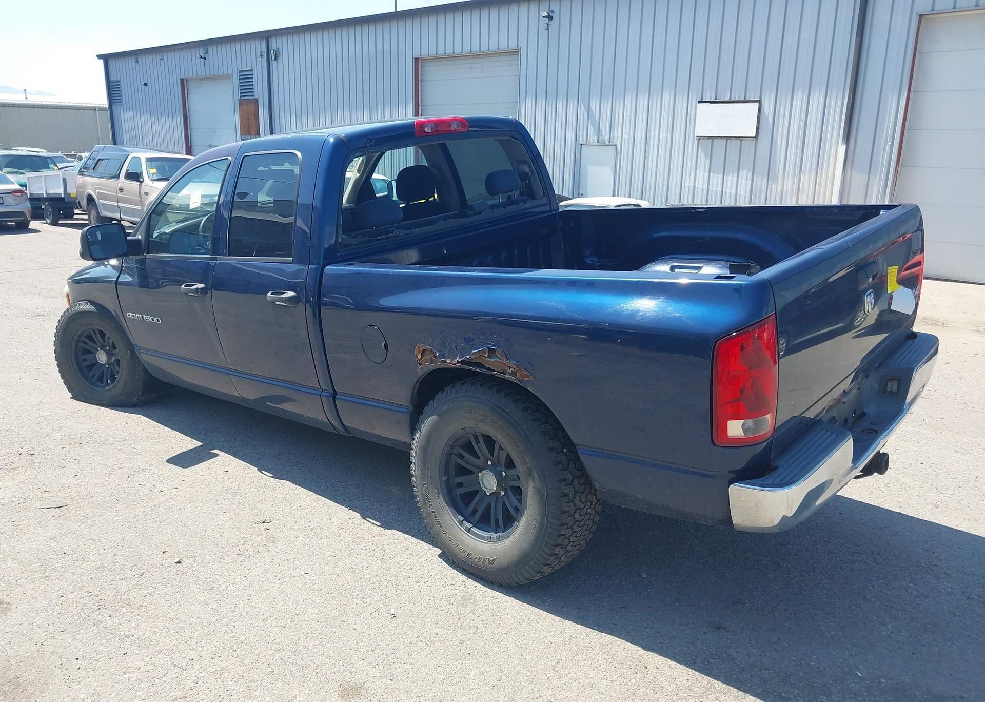 2005 DODGE RAM 1500 ST