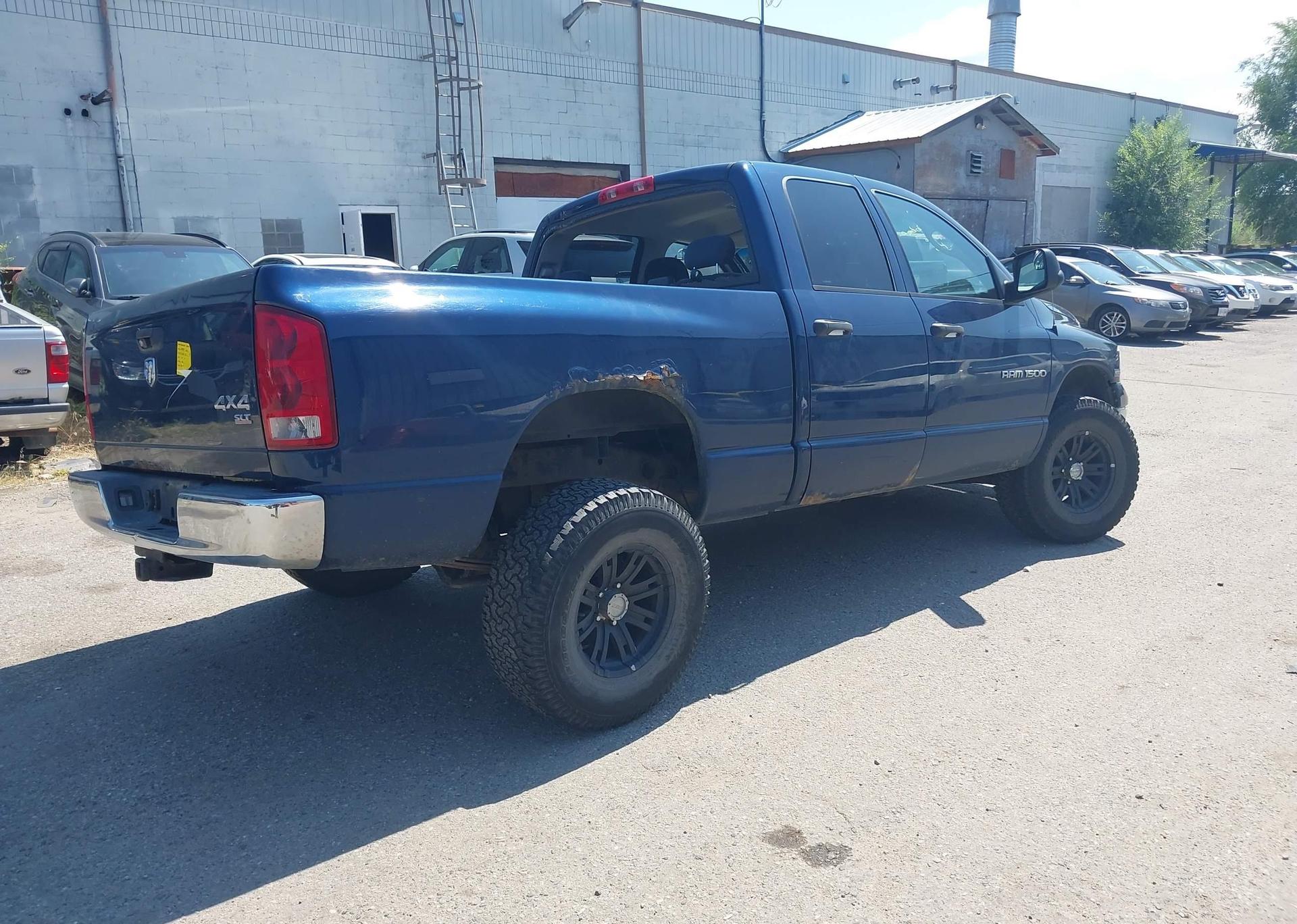 2005 DODGE RAM 1500 ST