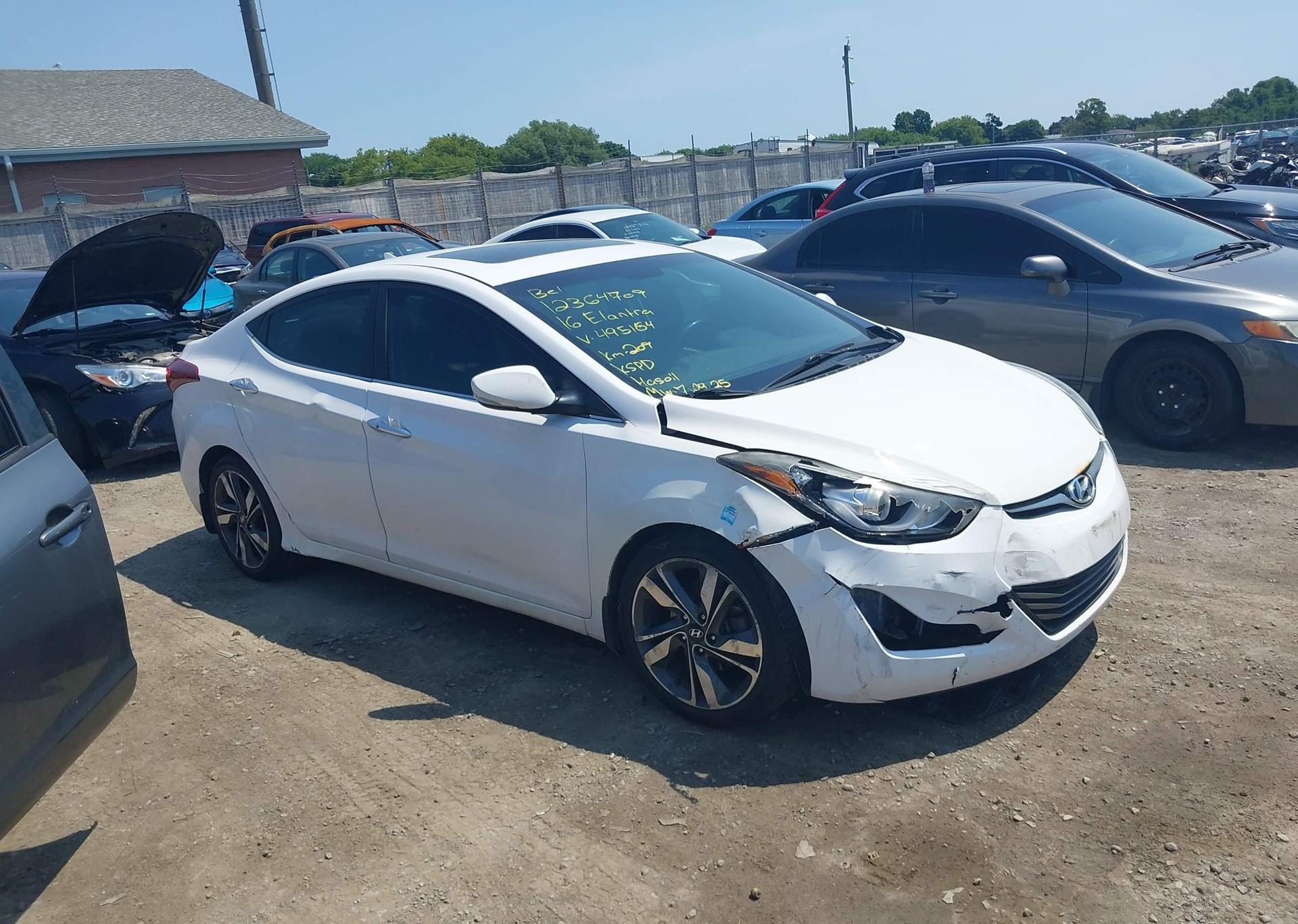 2016 HYUNDAI ELANTRA