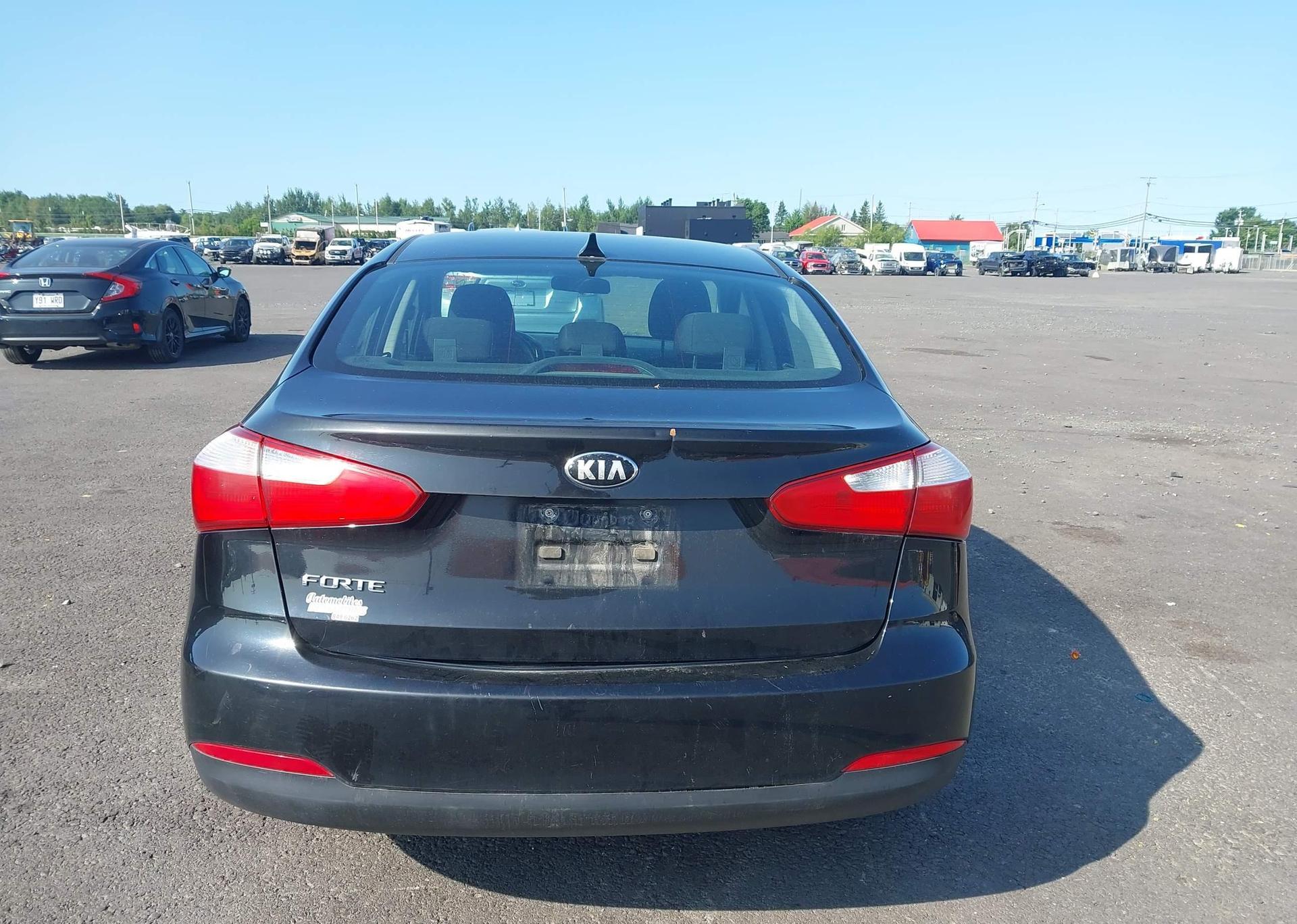 2014 KIA FORTE LX