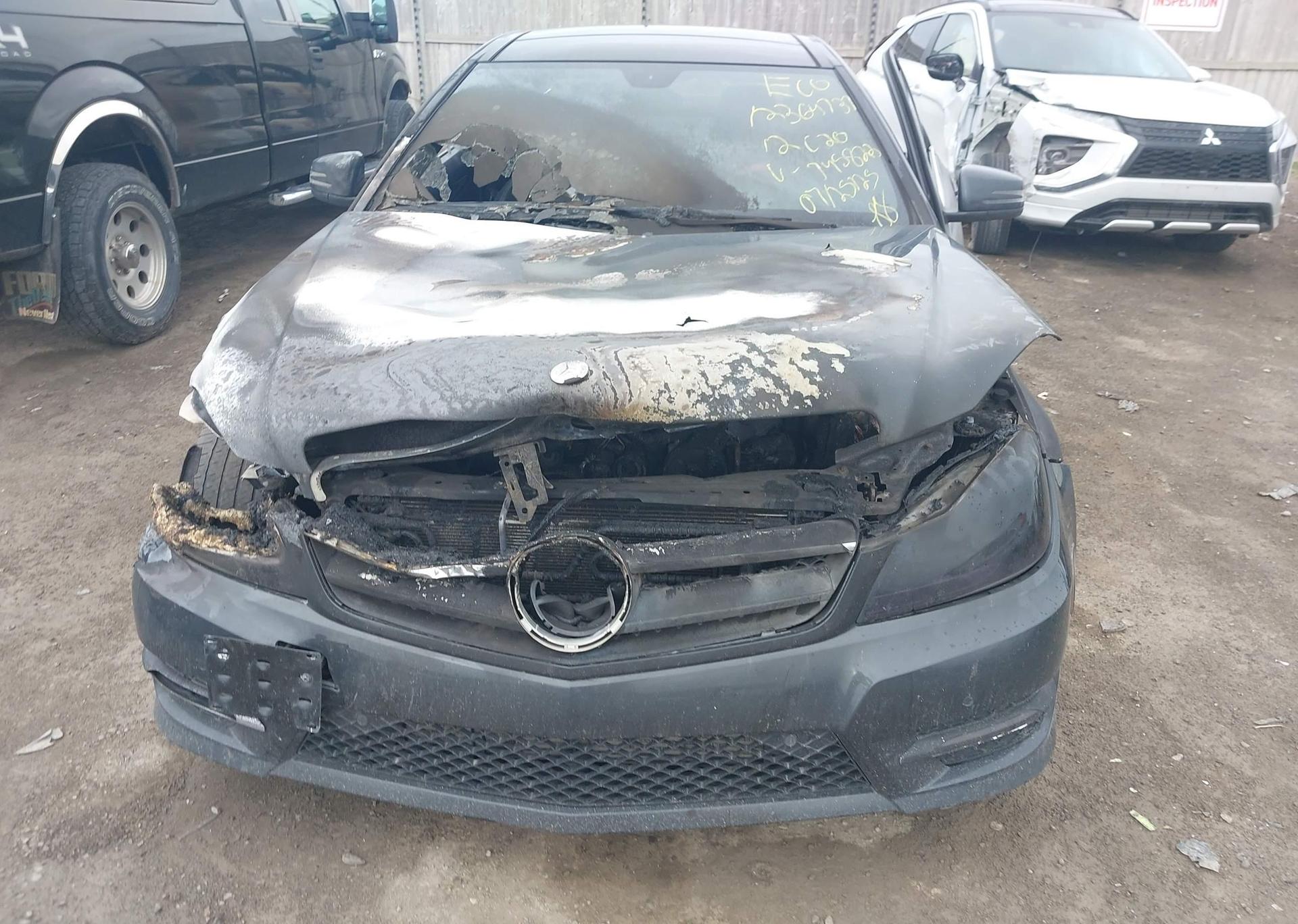 2012 MERCEDES-BENZ C 250