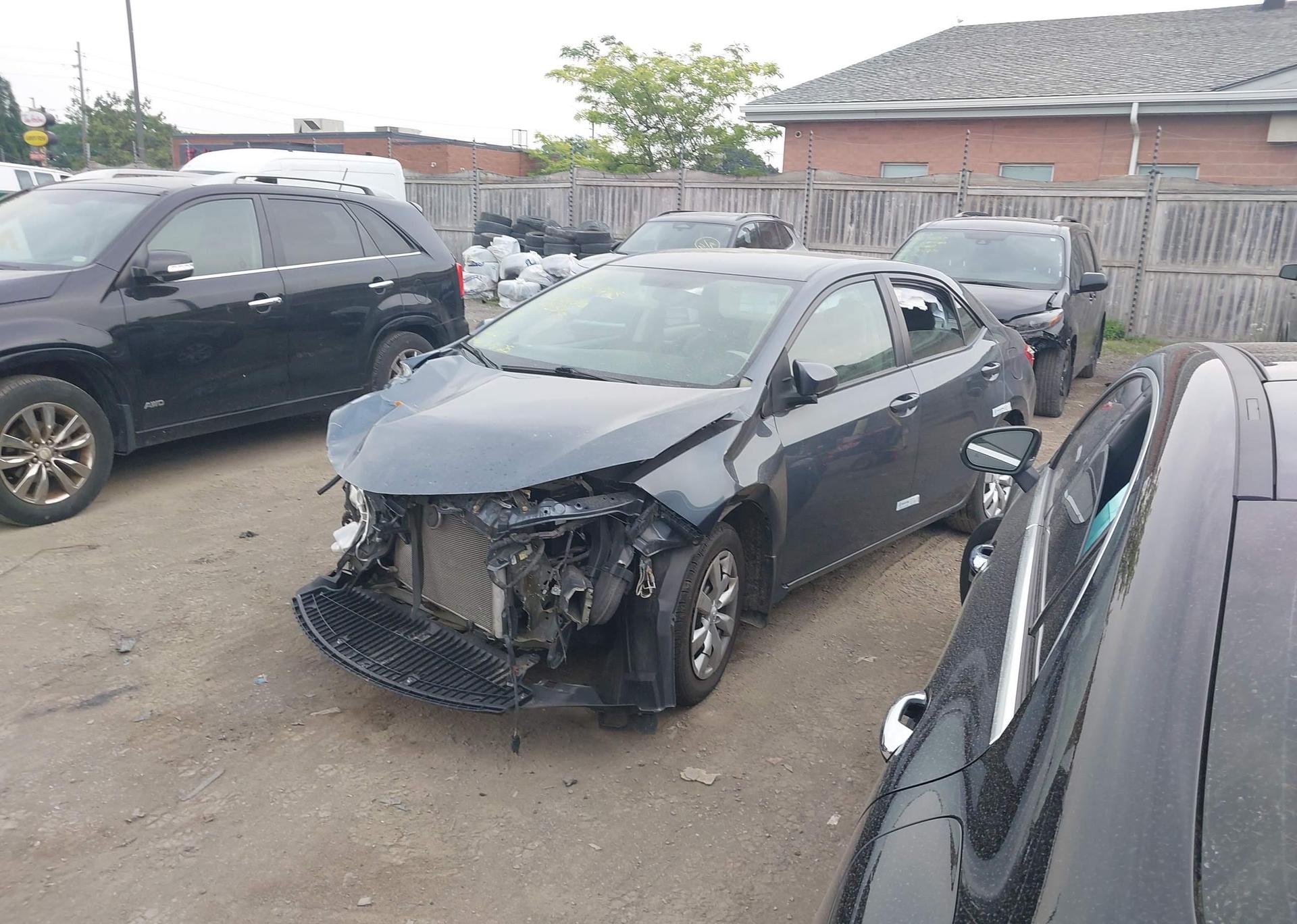 2015 TOYOTA COROLLA
