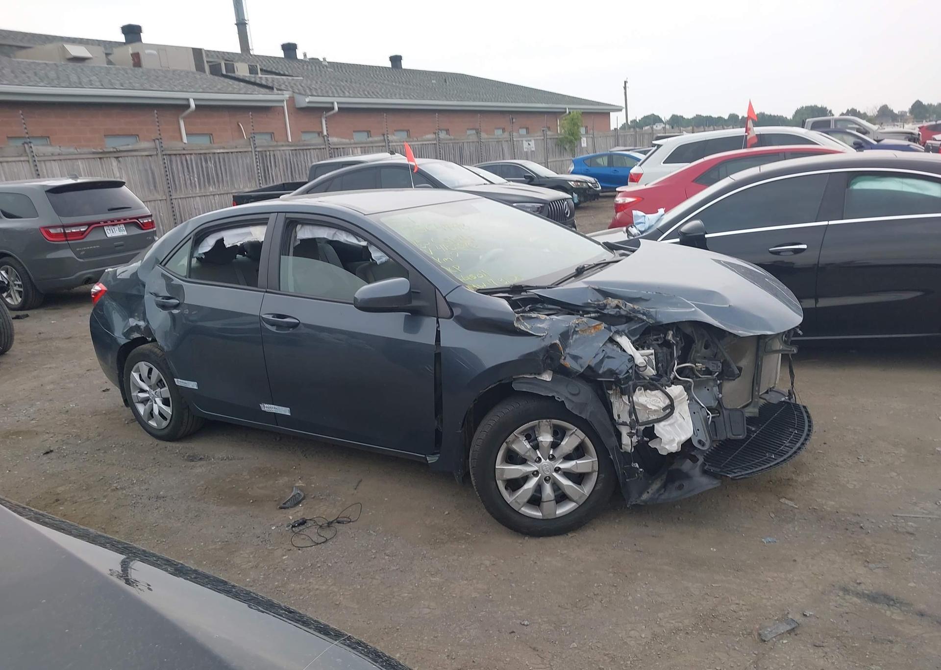 2015 TOYOTA COROLLA