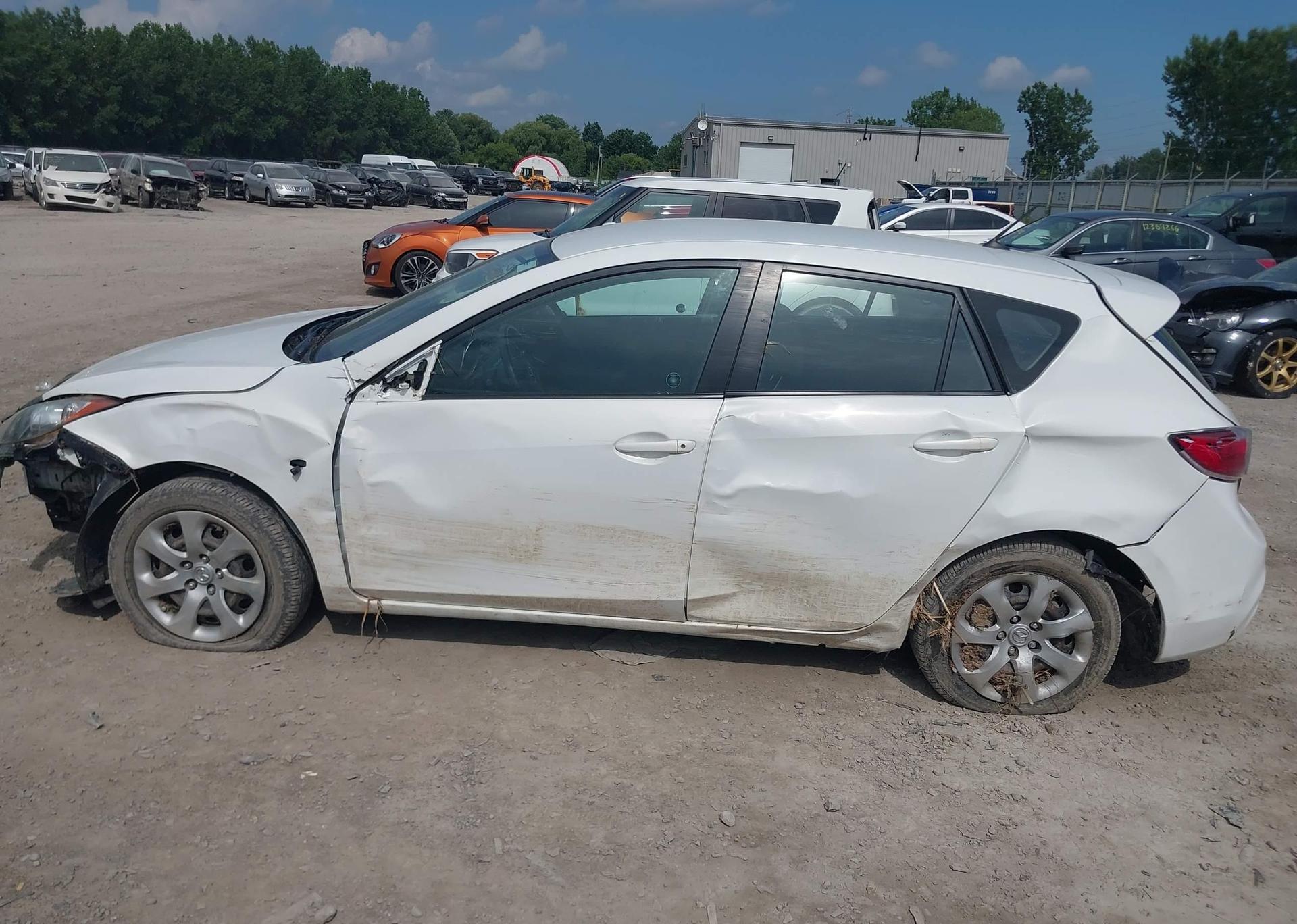 2010 MAZDA MAZDA3 GX