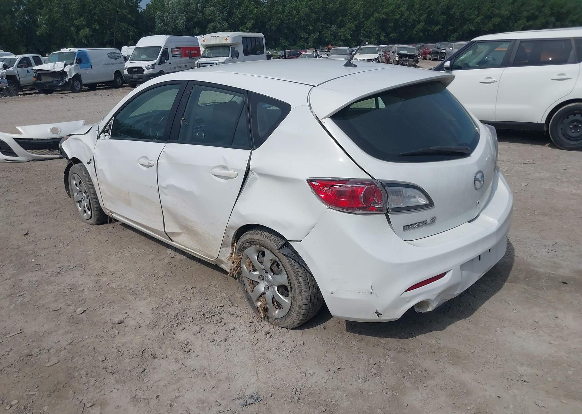 2010 MAZDA MAZDA3 GX